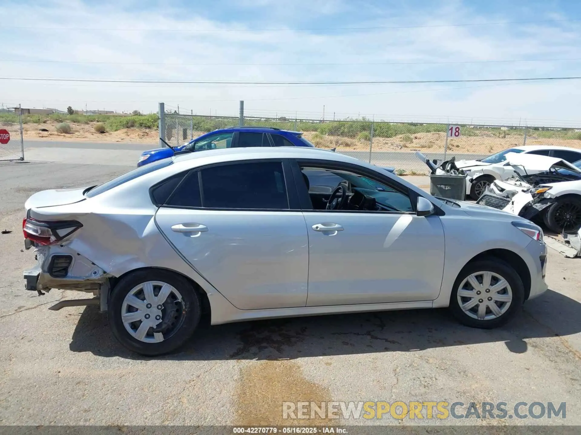 13 fotografías del automóvil dañado 3KPA24AD8ME395534 KIA RIO 2021