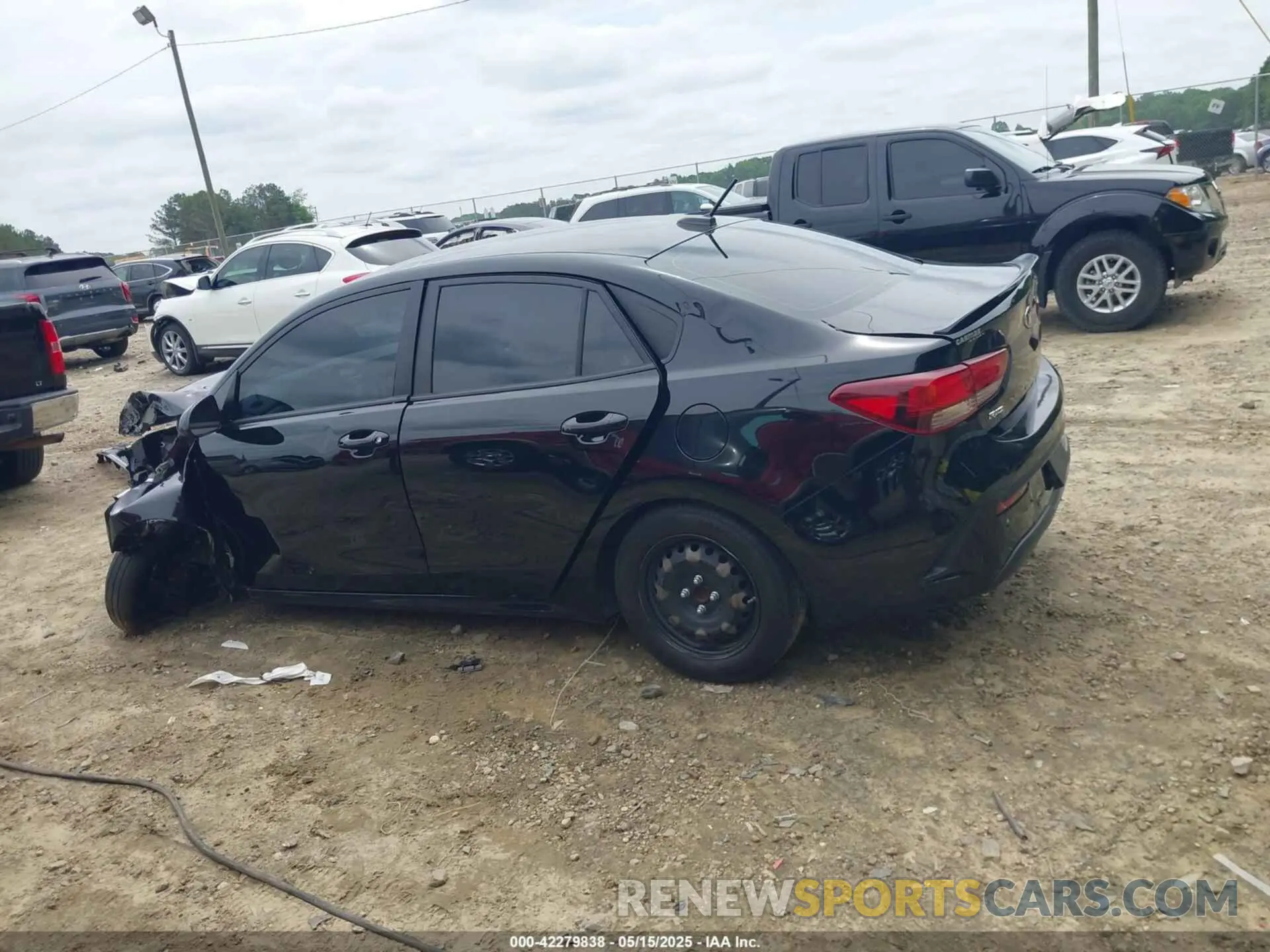 14 fotografías del automóvil dañado 3KPA24AD9ME406458 KIA RIO 2021