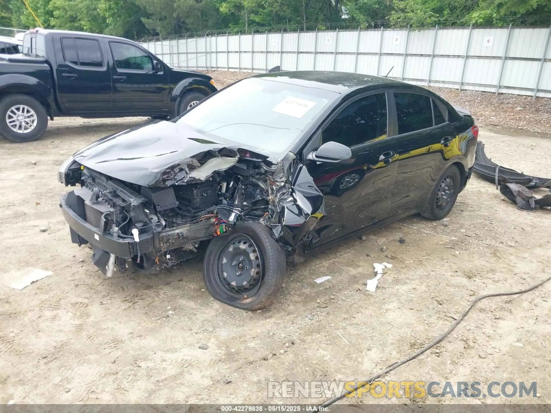 2 fotografías del automóvil dañado 3KPA24AD9ME406458 KIA RIO 2021