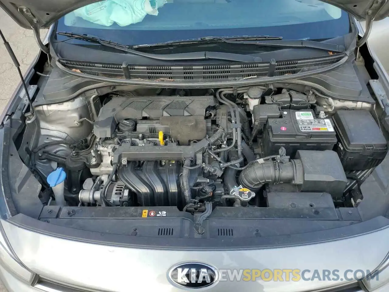 11 fotografías del automóvil dañado 3KPA24ADXME397110 KIA RIO 2021