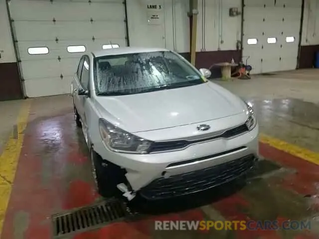 13 fotografías del automóvil dañado 3KPA25AD3ME433290 KIA RIO 2021