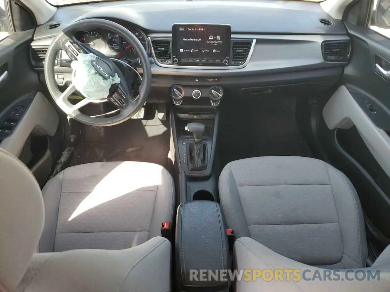 8 fotografías del automóvil dañado 3KPA24AD2NE438931 KIA RIO 2022