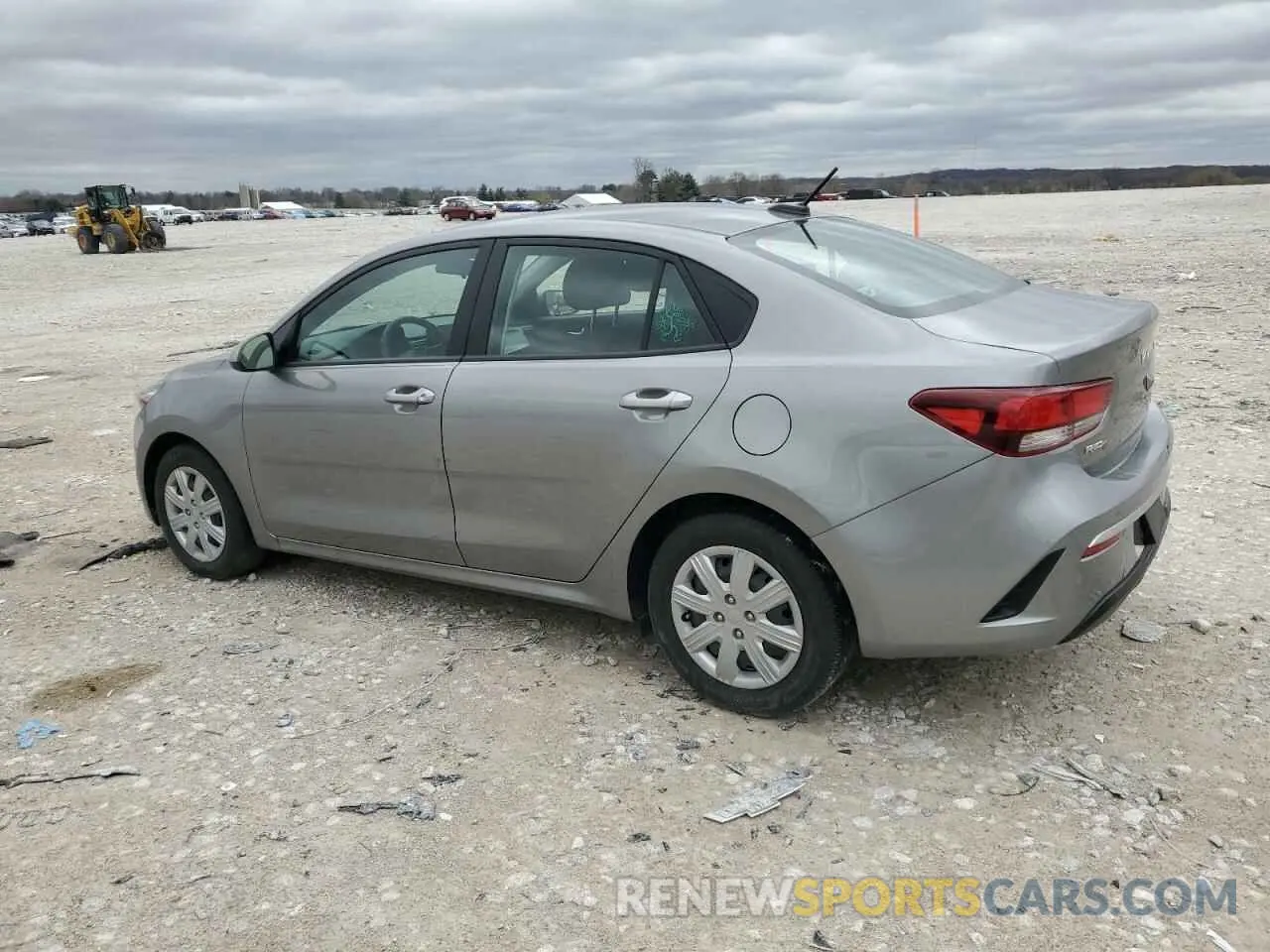 2 fotografías del automóvil dañado 3KPA24AD3NE440008 KIA RIO 2022