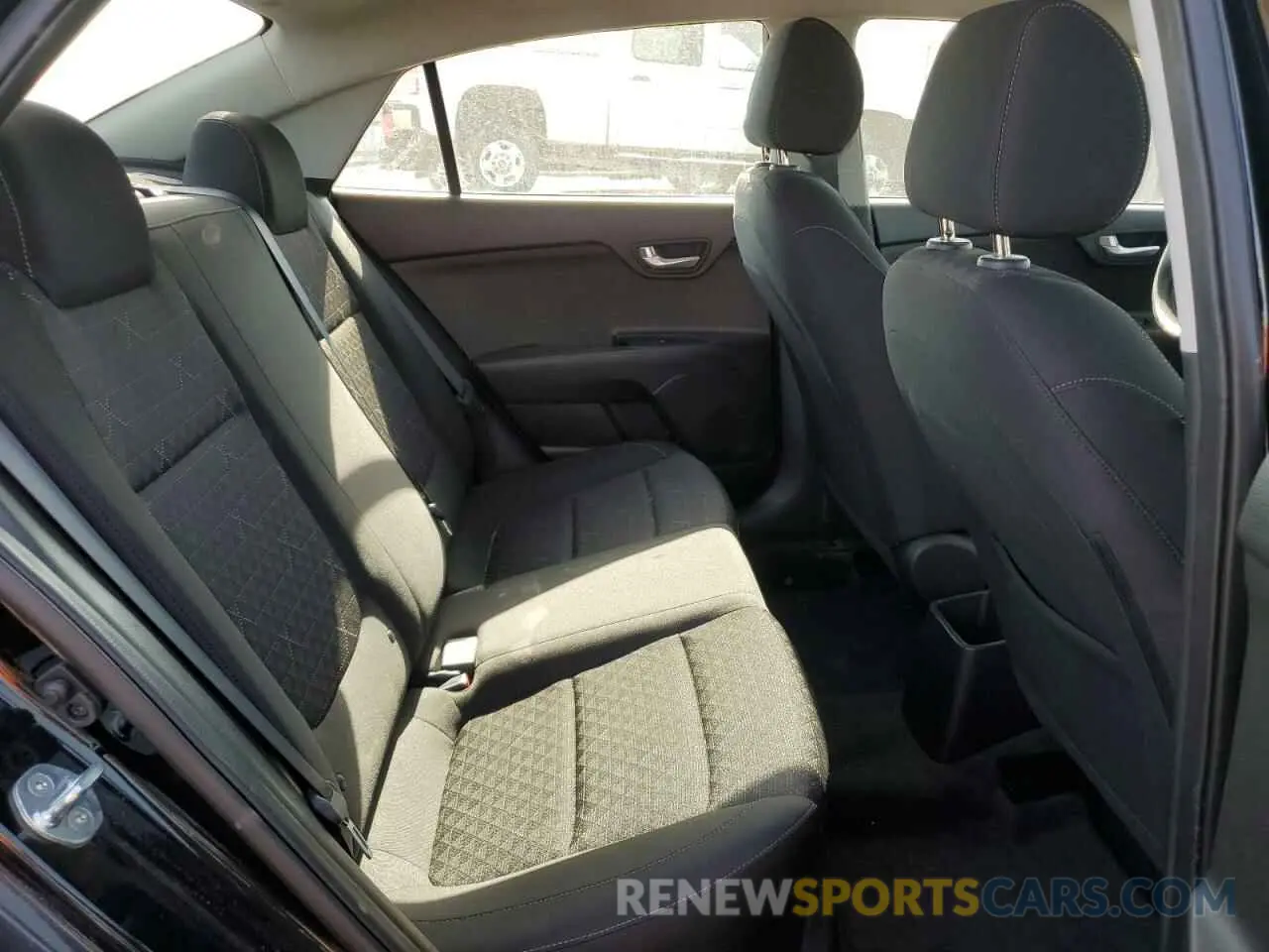 10 fotografías del automóvil dañado 3KPA24AD3NE501857 KIA RIO 2022