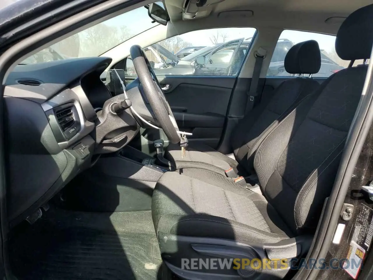 7 fotografías del automóvil dañado 3KPA24AD3NE501857 KIA RIO 2022