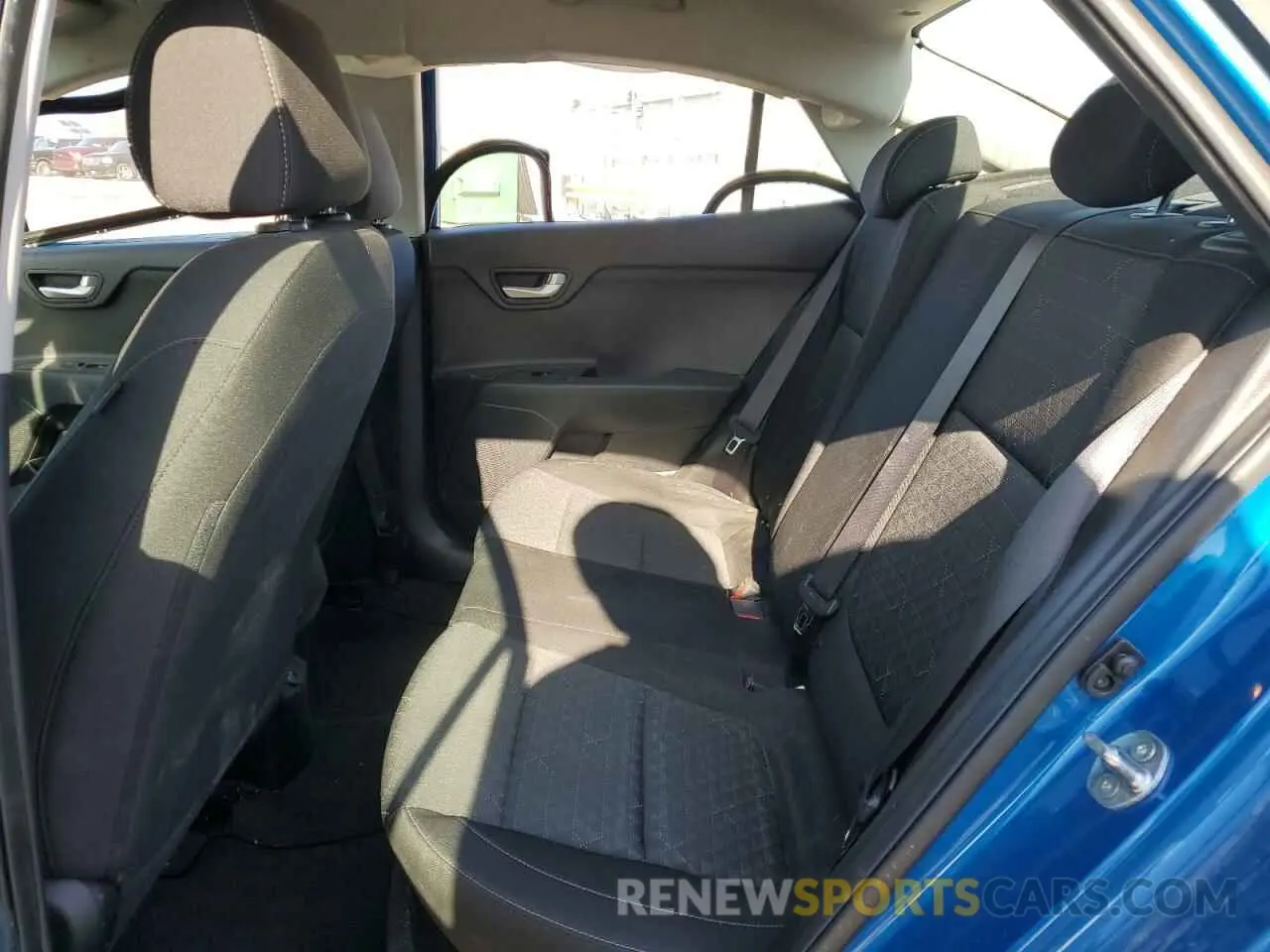 10 fotografías del automóvil dañado 3KPA24AD4NE431186 KIA RIO 2022