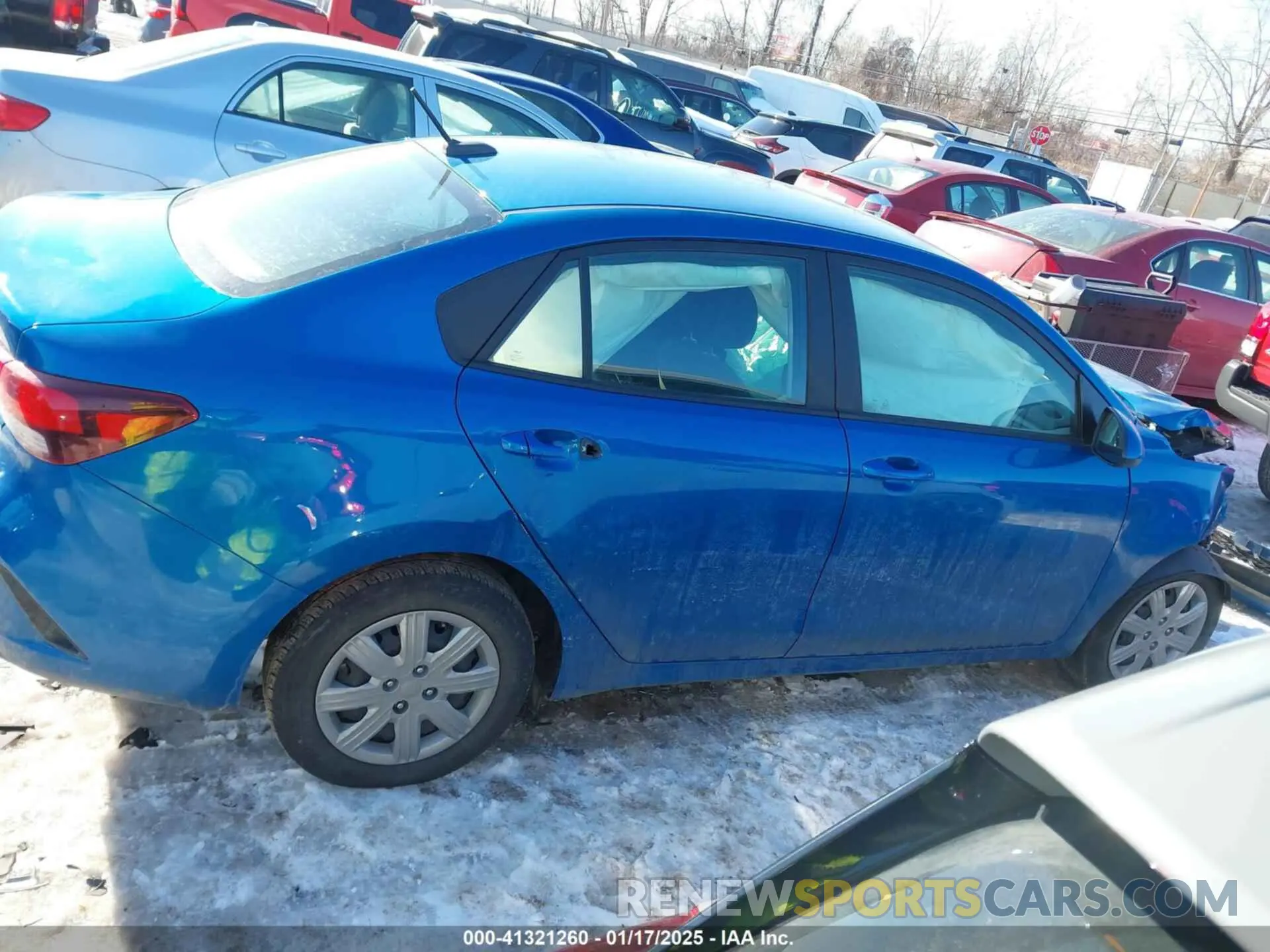 14 fotografías del automóvil dañado 3KPA24AD4NE478556 KIA RIO 2022