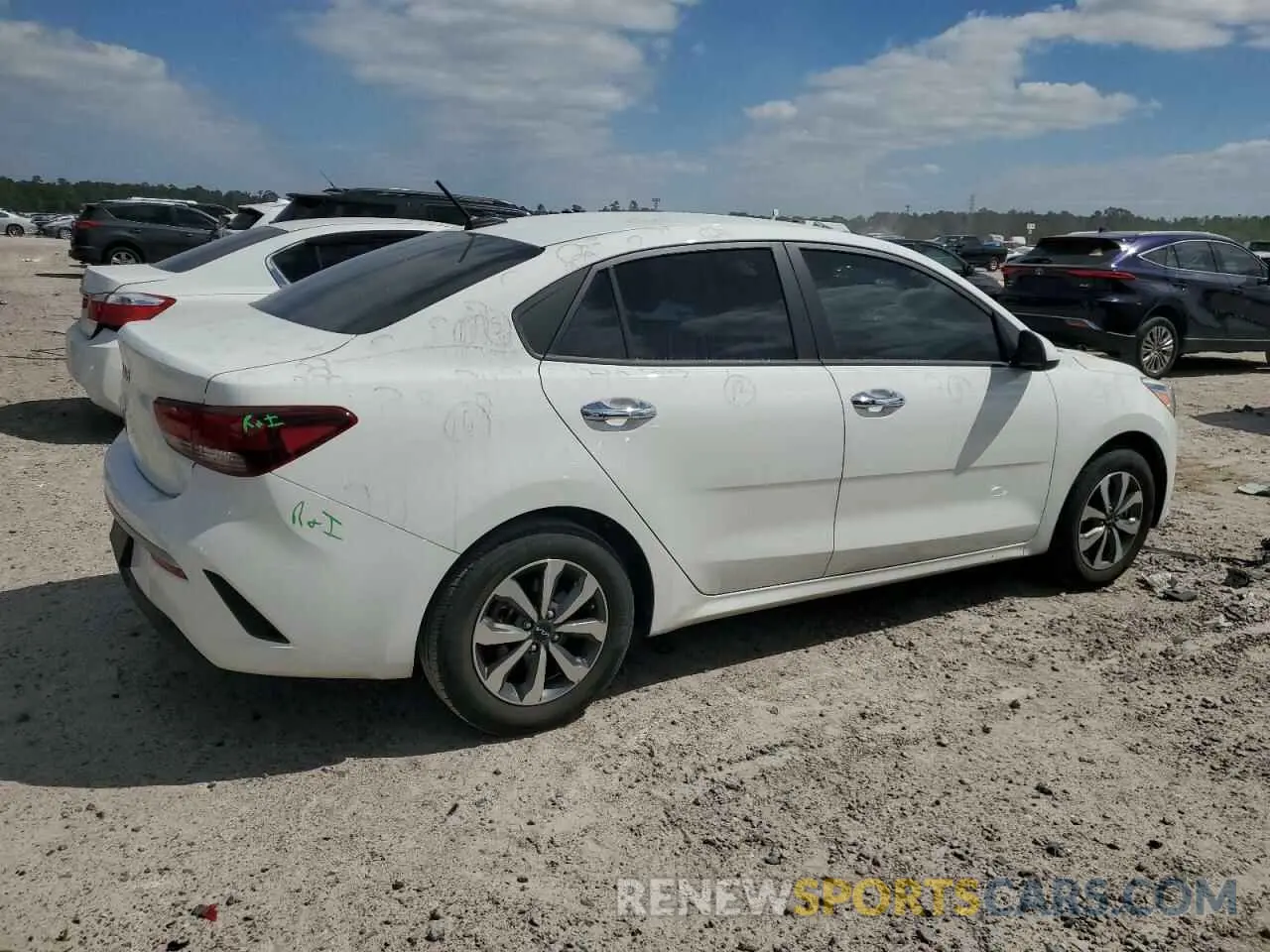 3 fotografías del automóvil dañado 3KPA24AD4NE481280 KIA RIO 2022