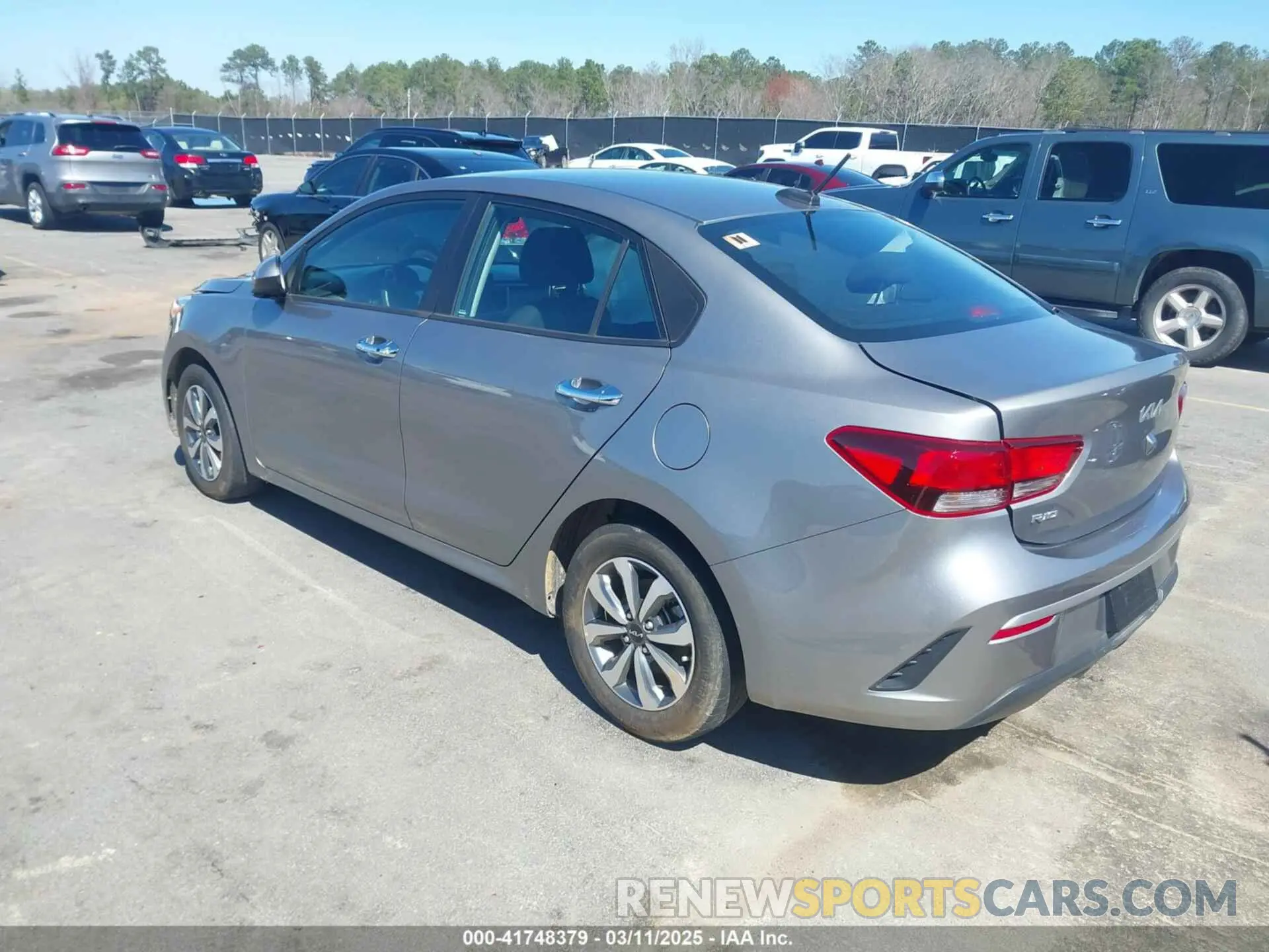 3 fotografías del automóvil dañado 3KPA24AD5NE481448 KIA RIO 2022