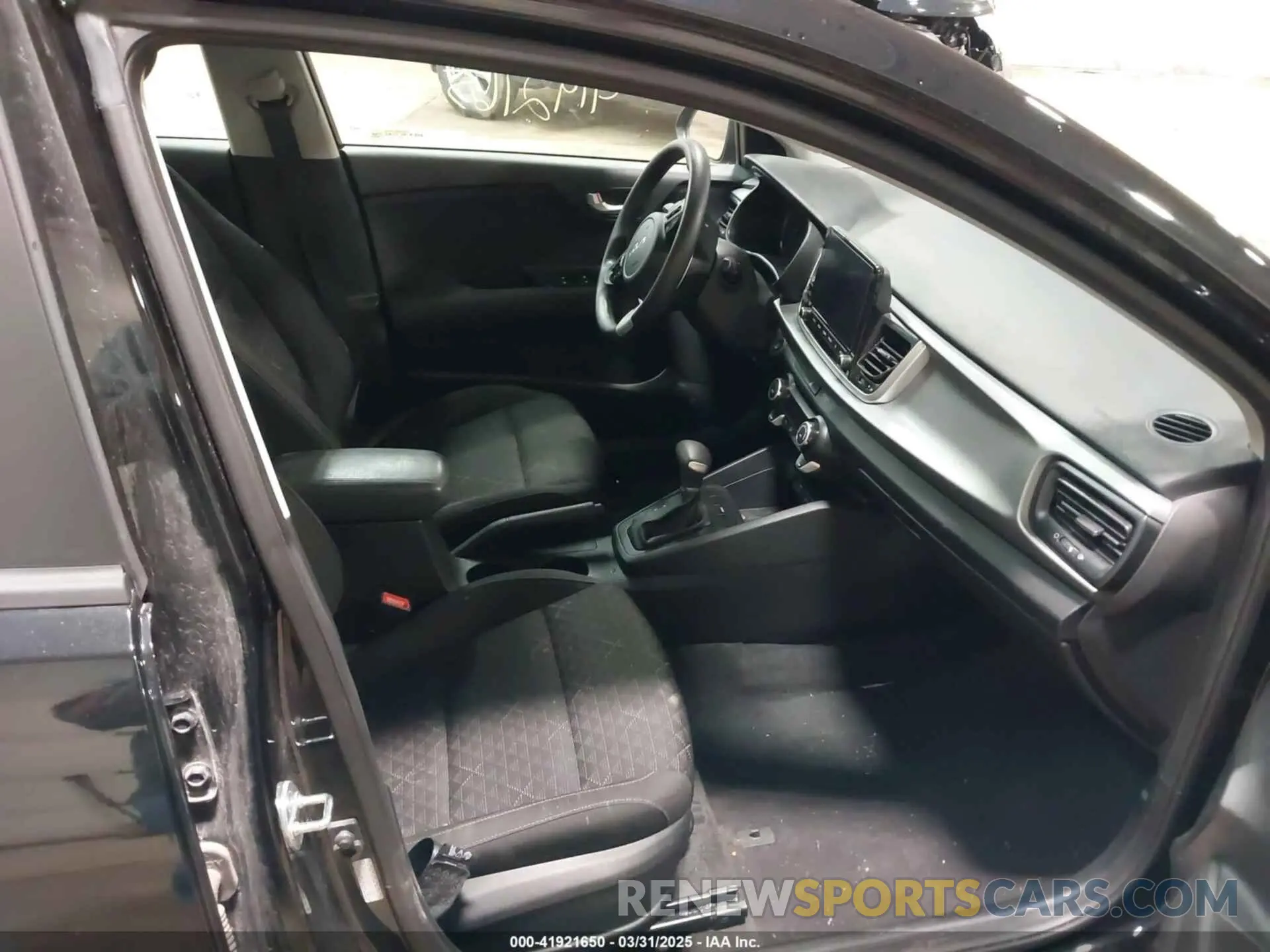 5 fotografías del automóvil dañado 3KPA24AD6NE454842 KIA RIO 2022