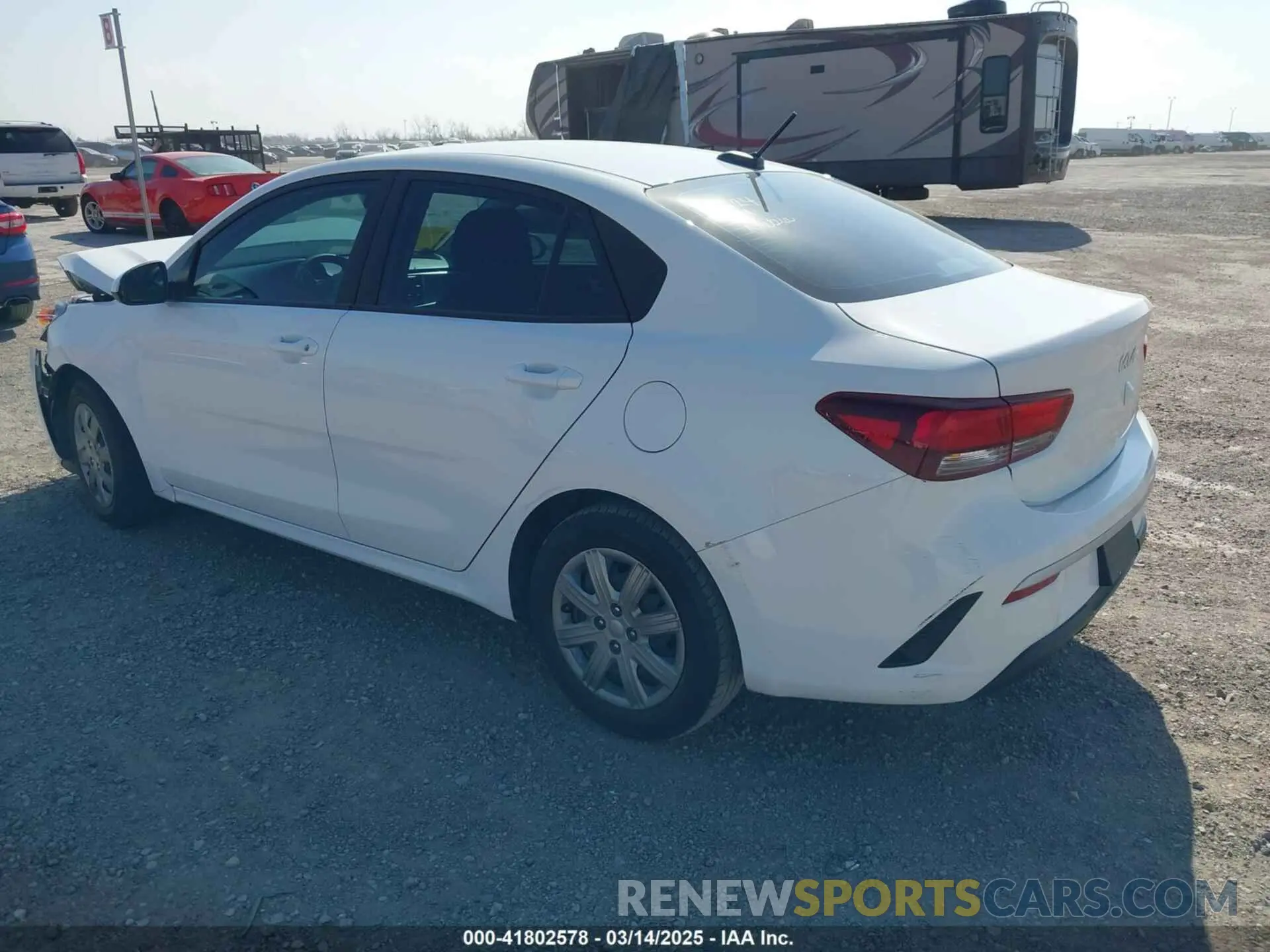 3 fotografías del automóvil dañado 3KPA24AD7NE486800 KIA RIO 2022