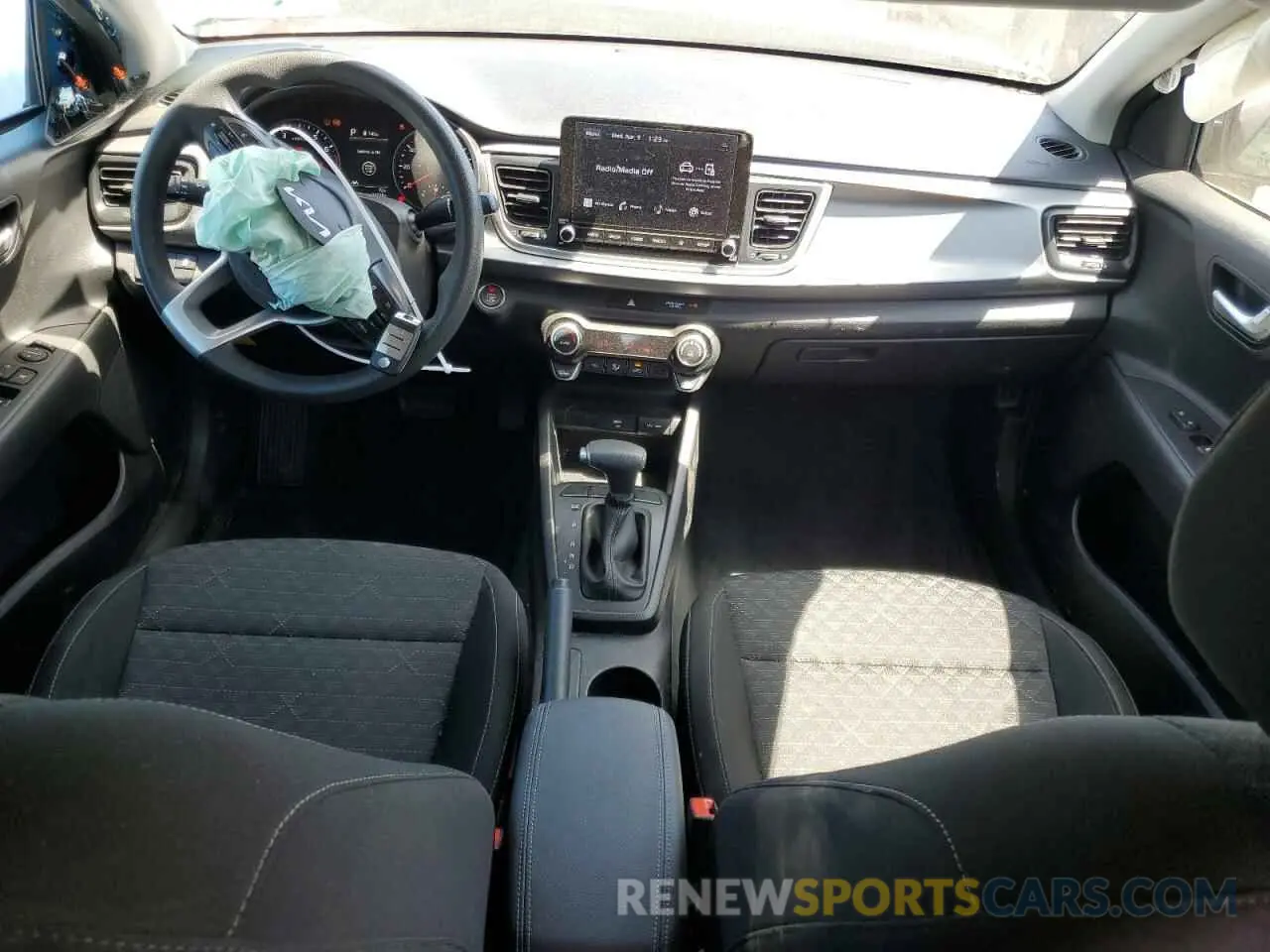 8 fotografías del automóvil dañado 3KPA24AD8NE469634 KIA RIO 2022