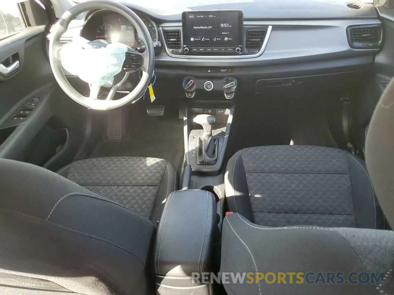8 fotografías del automóvil dañado 3KPA24ADXNE477511 KIA RIO 2022