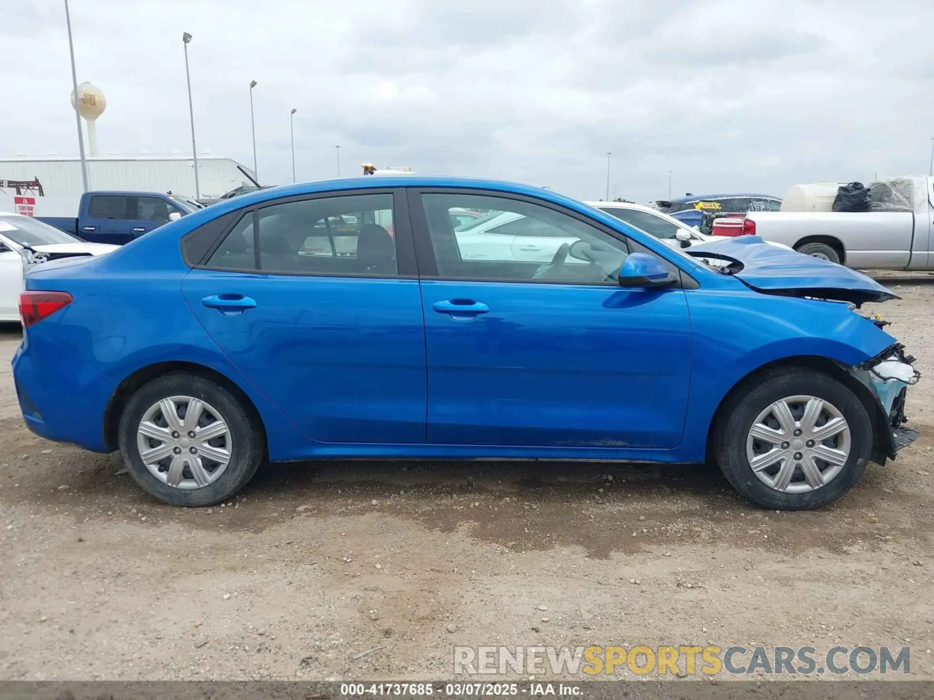 13 fotografías del automóvil dañado 3KPA24ADXNE508756 KIA RIO 2022