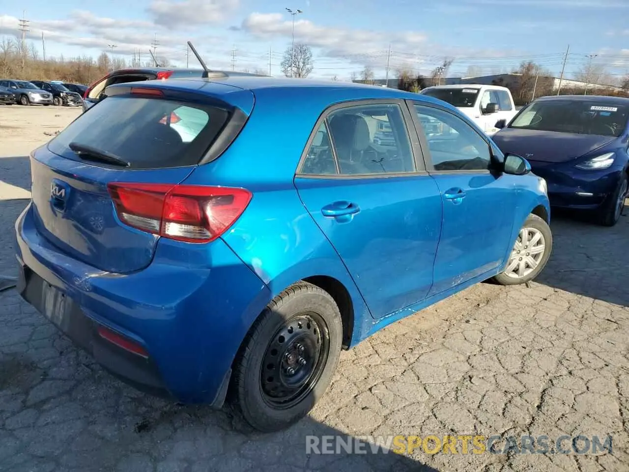3 fotografías del automóvil dañado 3KPA25AD5NE493301 KIA RIO 2022