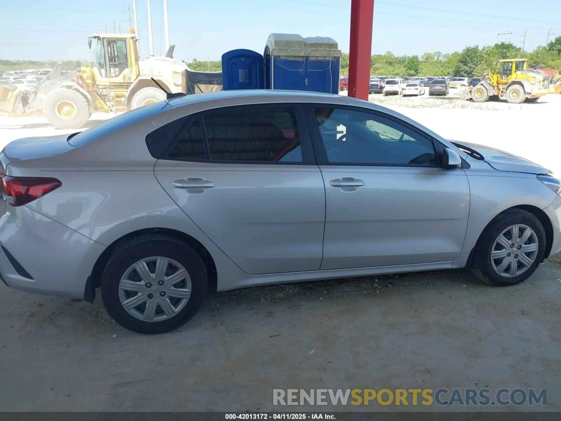 13 fotografías del automóvil dañado 3KPA24AD0PE521437 KIA RIO 2023