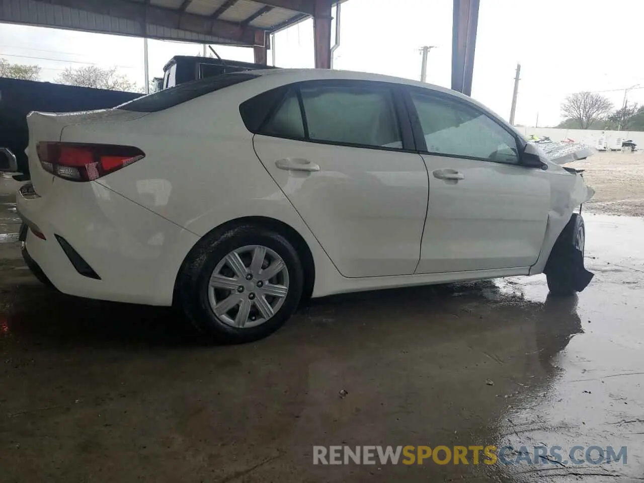 3 fotografías del automóvil dañado 3KPA24AD1PE521334 KIA RIO 2023
