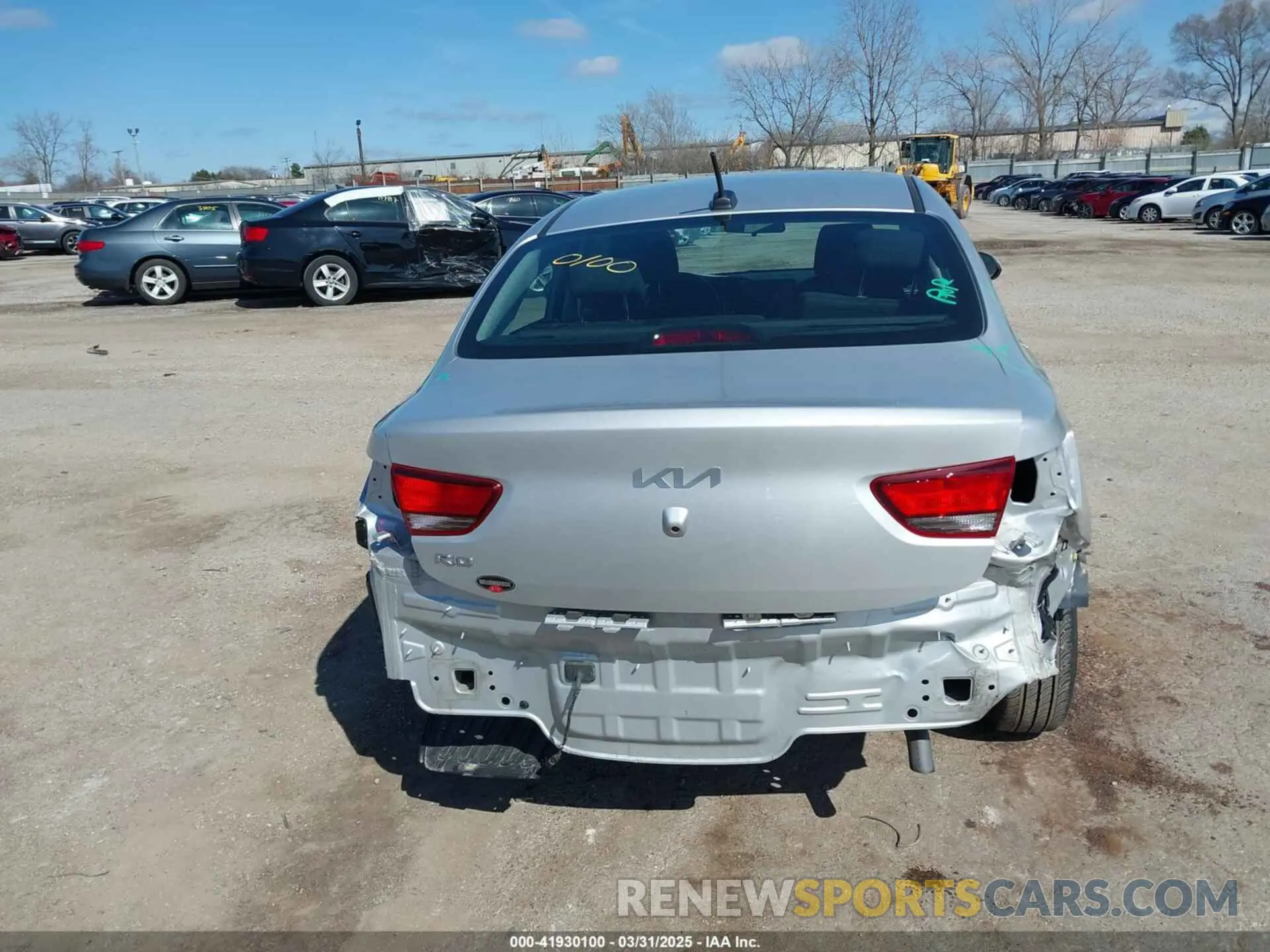 17 fotografías del automóvil dañado 3KPA24AD1PE545696 KIA RIO 2023