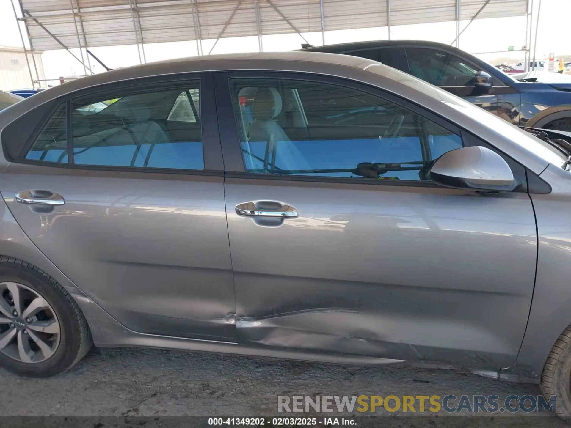 13 fotografías del automóvil dañado 3KPA24AD1PE579816 KIA RIO 2023