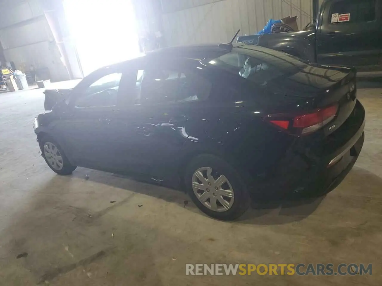2 fotografías del automóvil dañado 3KPA24AD1PE598219 KIA RIO 2023