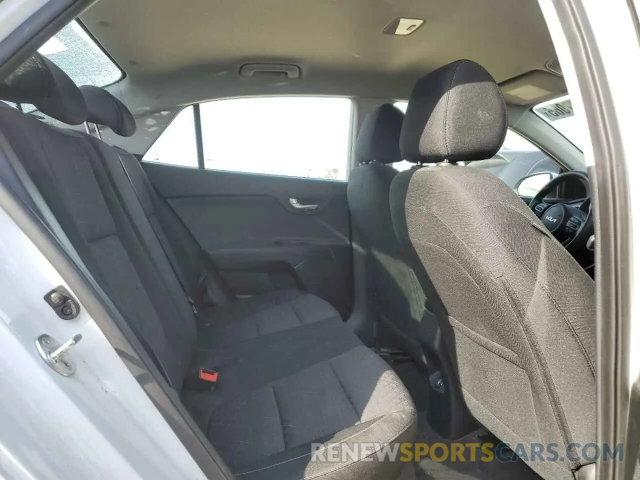 10 fotografías del automóvil dañado 3KPA24AD1PE615715 KIA RIO 2023