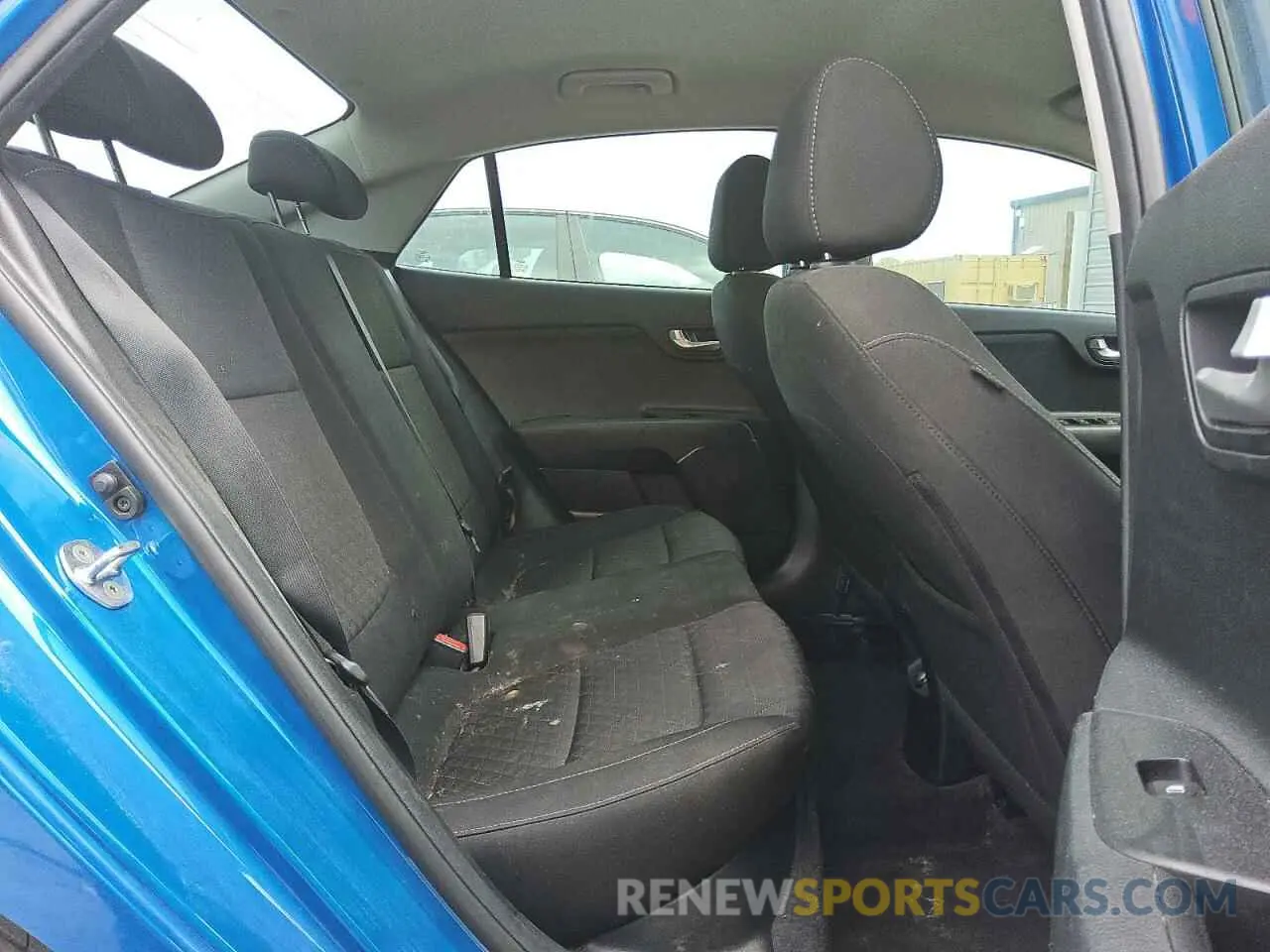 10 fotografías del automóvil dañado 3KPA24AD2PE521178 KIA RIO 2023
