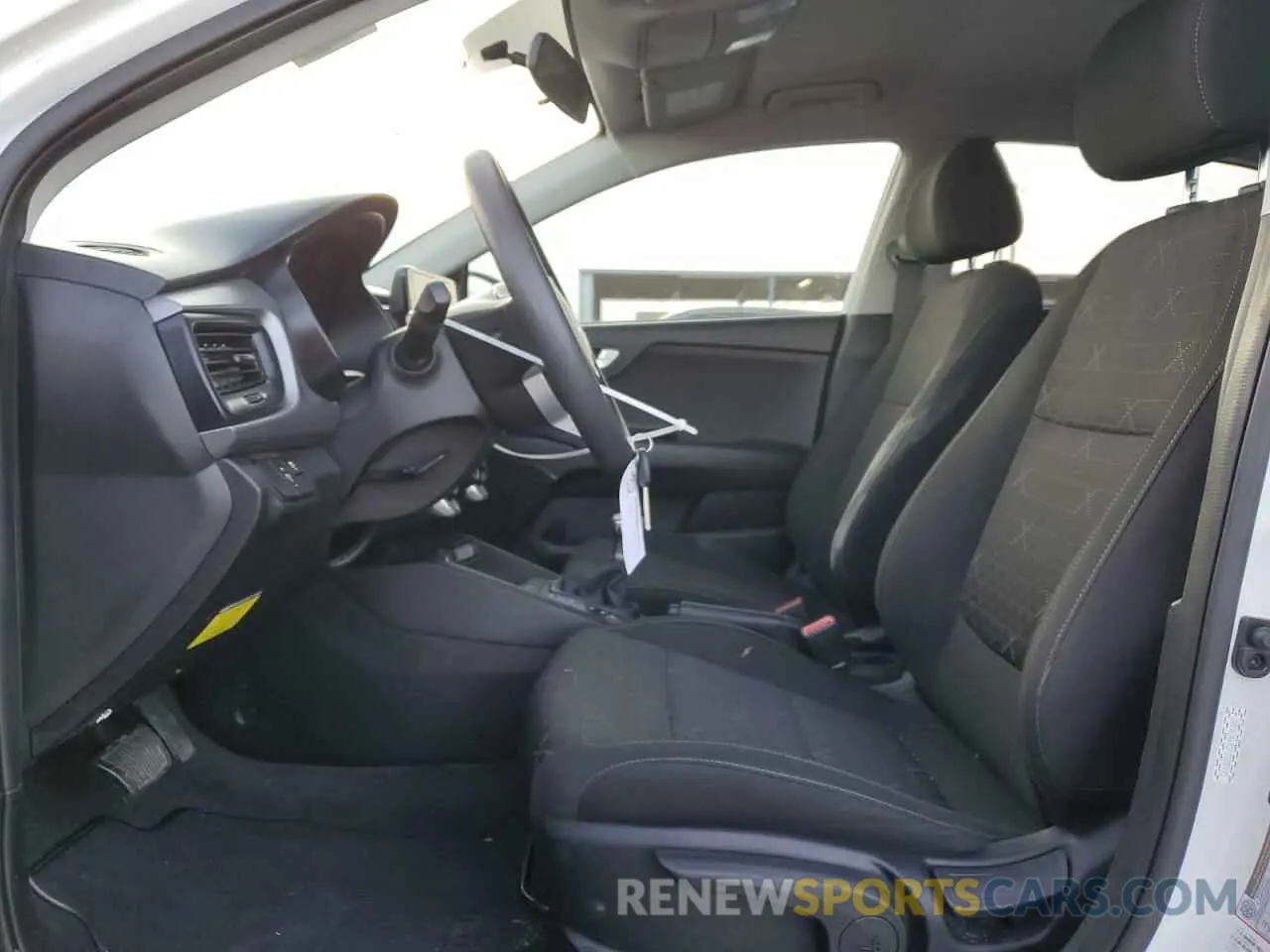 7 fotografías del automóvil dañado 3KPA24AD2PE578495 KIA RIO 2023