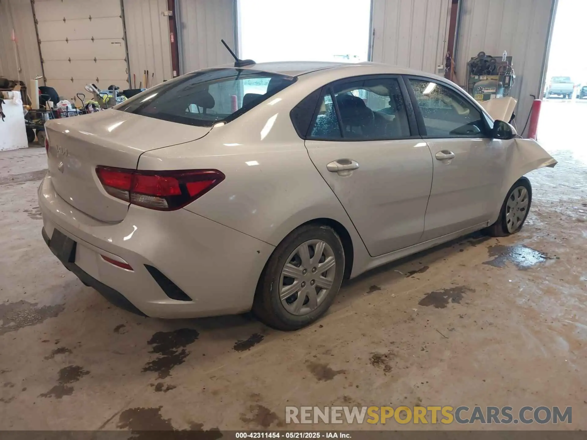 4 fotografías del automóvil dañado 3KPA24AD3PE556649 KIA RIO 2023