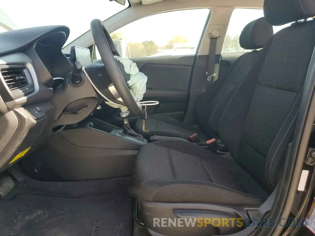 7 fotografías del automóvil dañado 3KPA24AD3PE560703 KIA RIO 2023