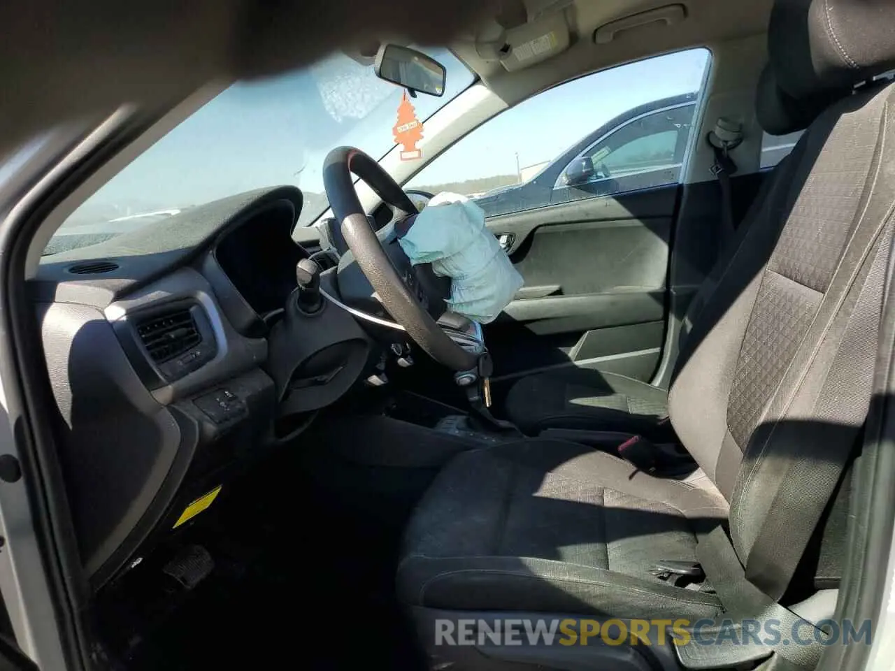 7 fotografías del automóvil dañado 3KPA24AD3PE613044 KIA RIO 2023