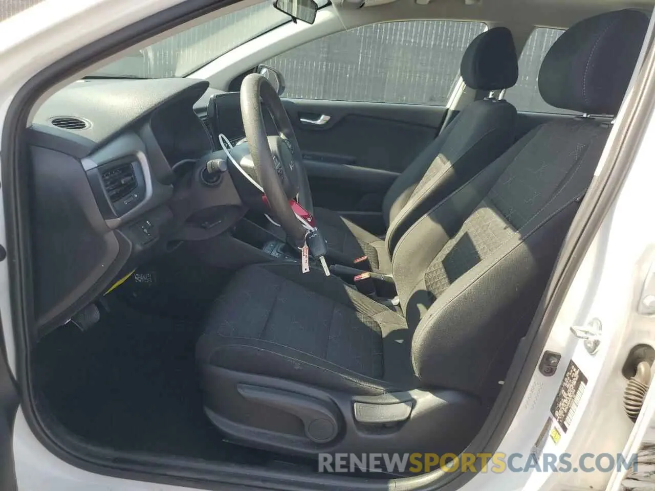 7 fotografías del automóvil dañado 3KPA24AD4PE561052 KIA RIO 2023