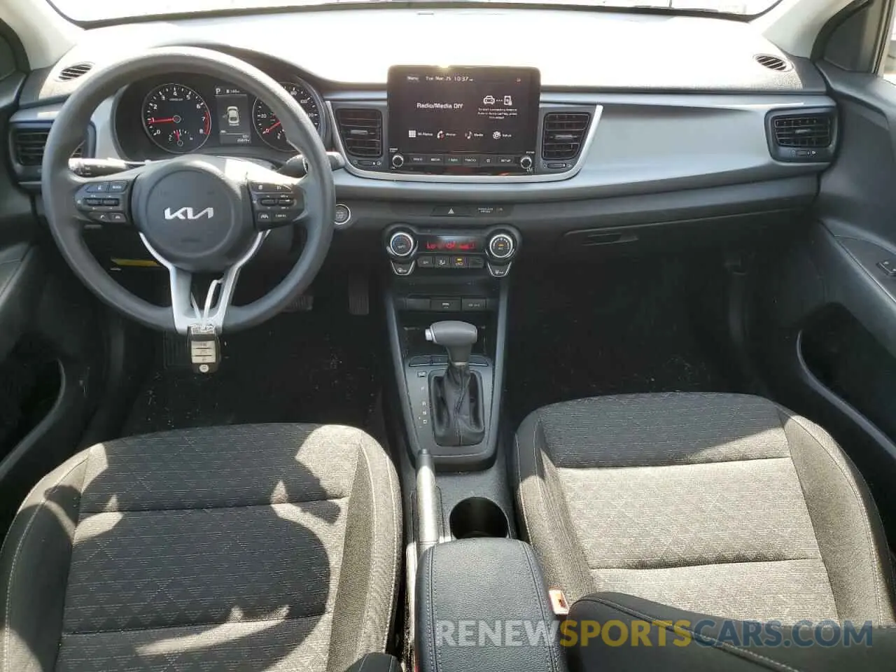 8 fotografías del automóvil dañado 3KPA24AD4PE572763 KIA RIO 2023