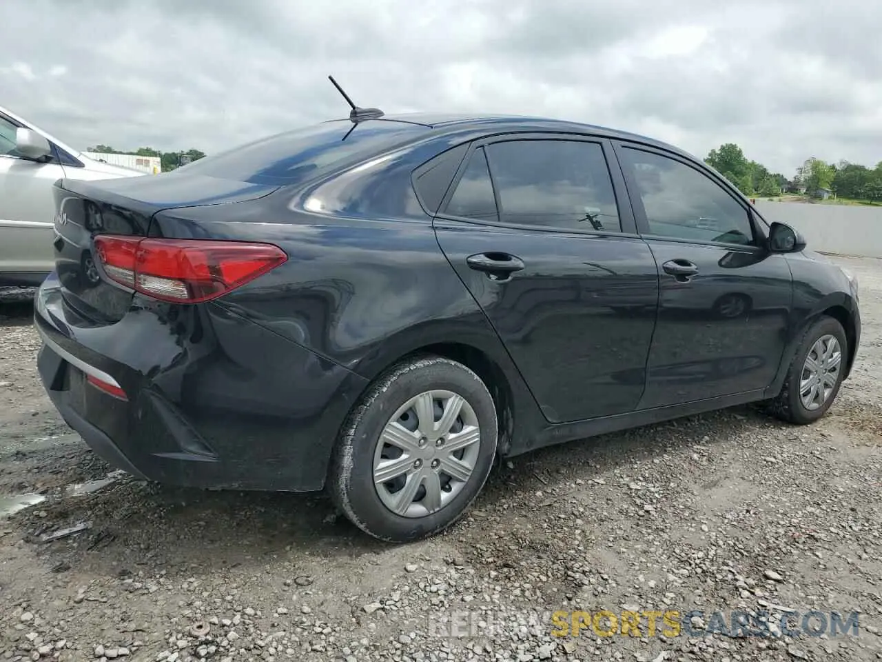 3 fotografías del automóvil dañado 3KPA24AD4PE598103 KIA RIO 2023
