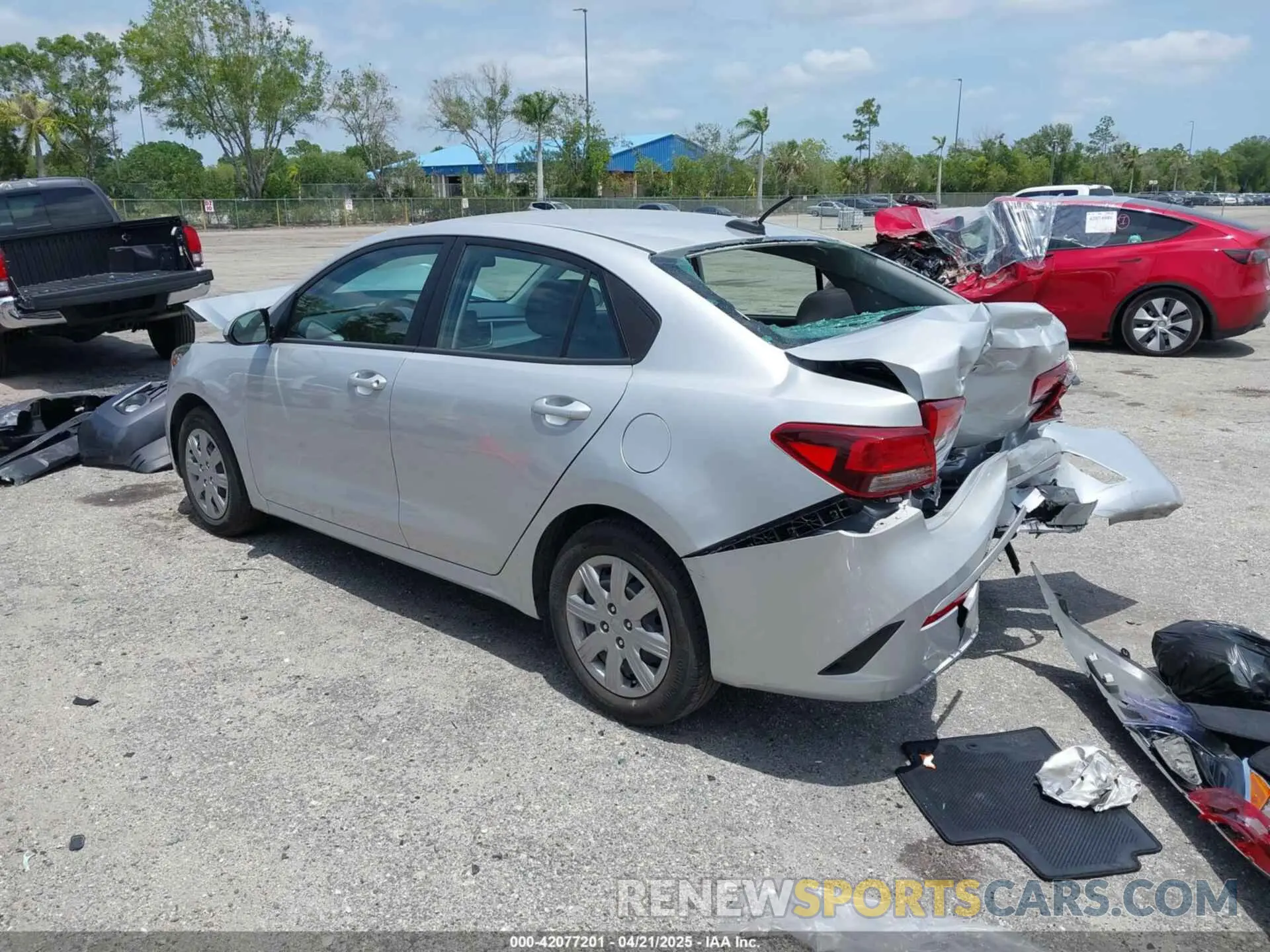 3 fotografías del automóvil dañado 3KPA24AD4PE604207 KIA RIO 2023