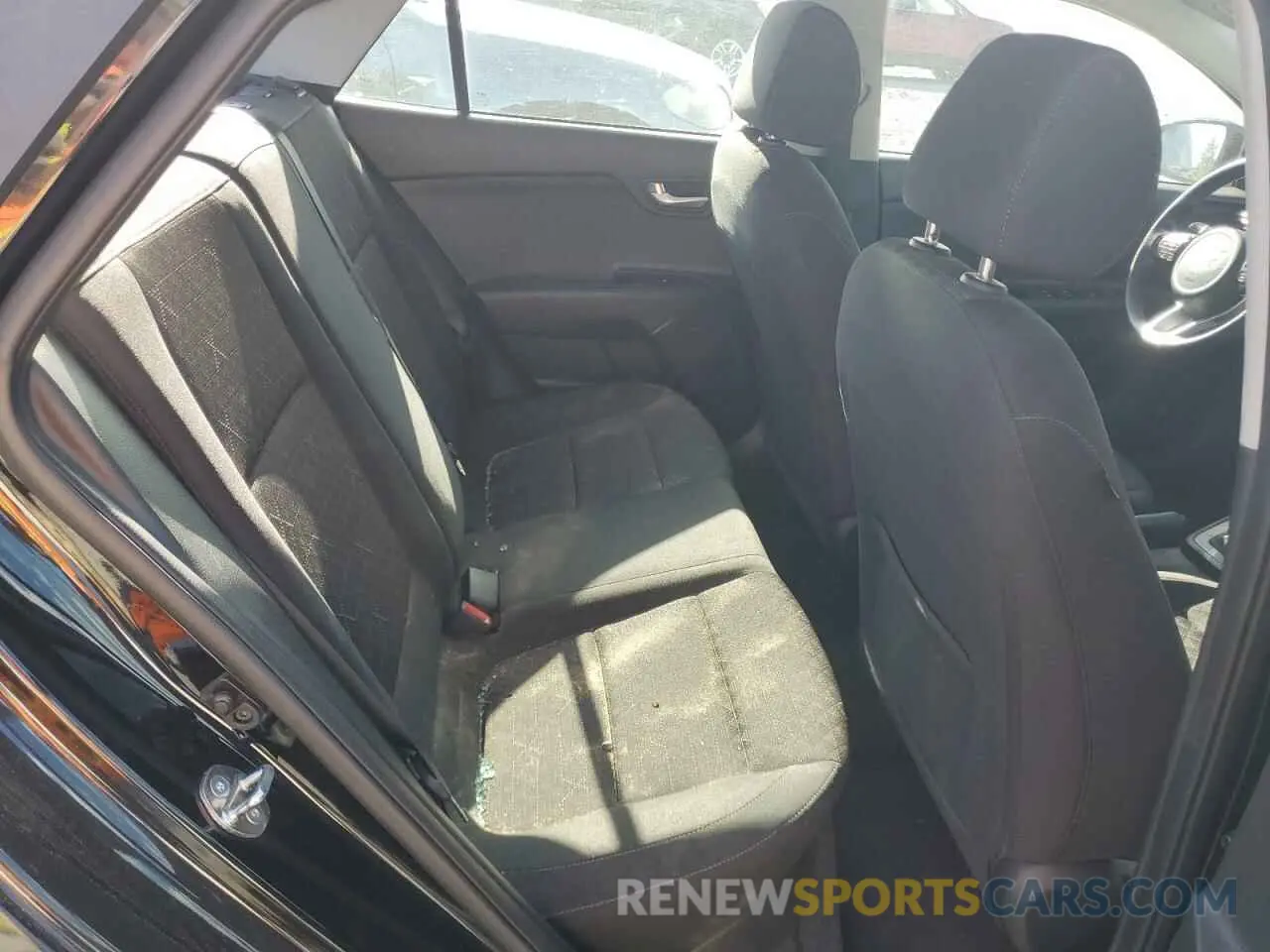 10 fotografías del automóvil dañado 3KPA24AD4PE613084 KIA RIO 2023
