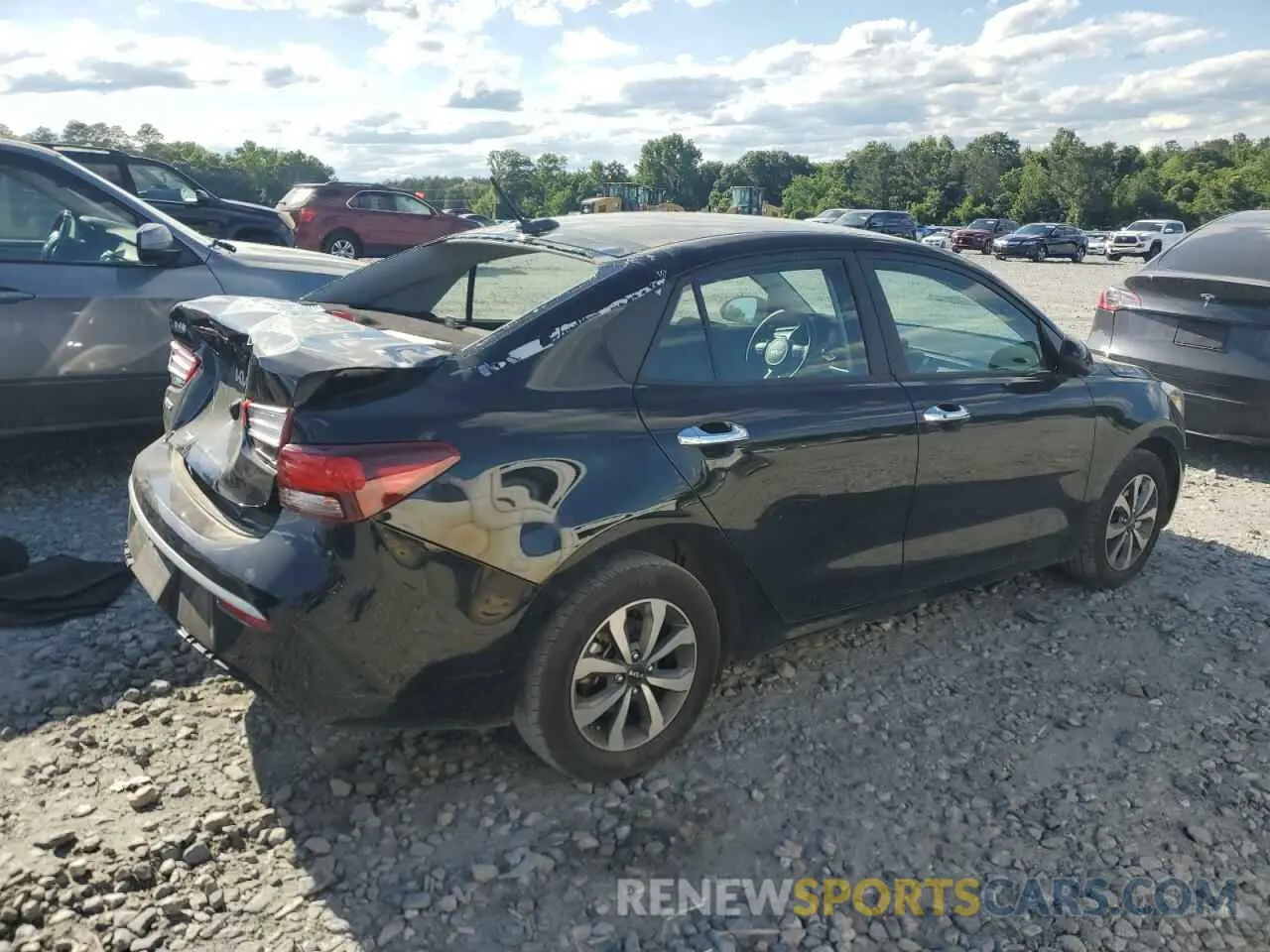 3 fotografías del automóvil dañado 3KPA24AD4PE613084 KIA RIO 2023