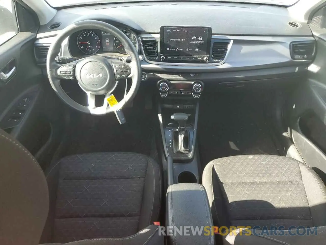 8 fotografías del automóvil dañado 3KPA24AD4PE613084 KIA RIO 2023
