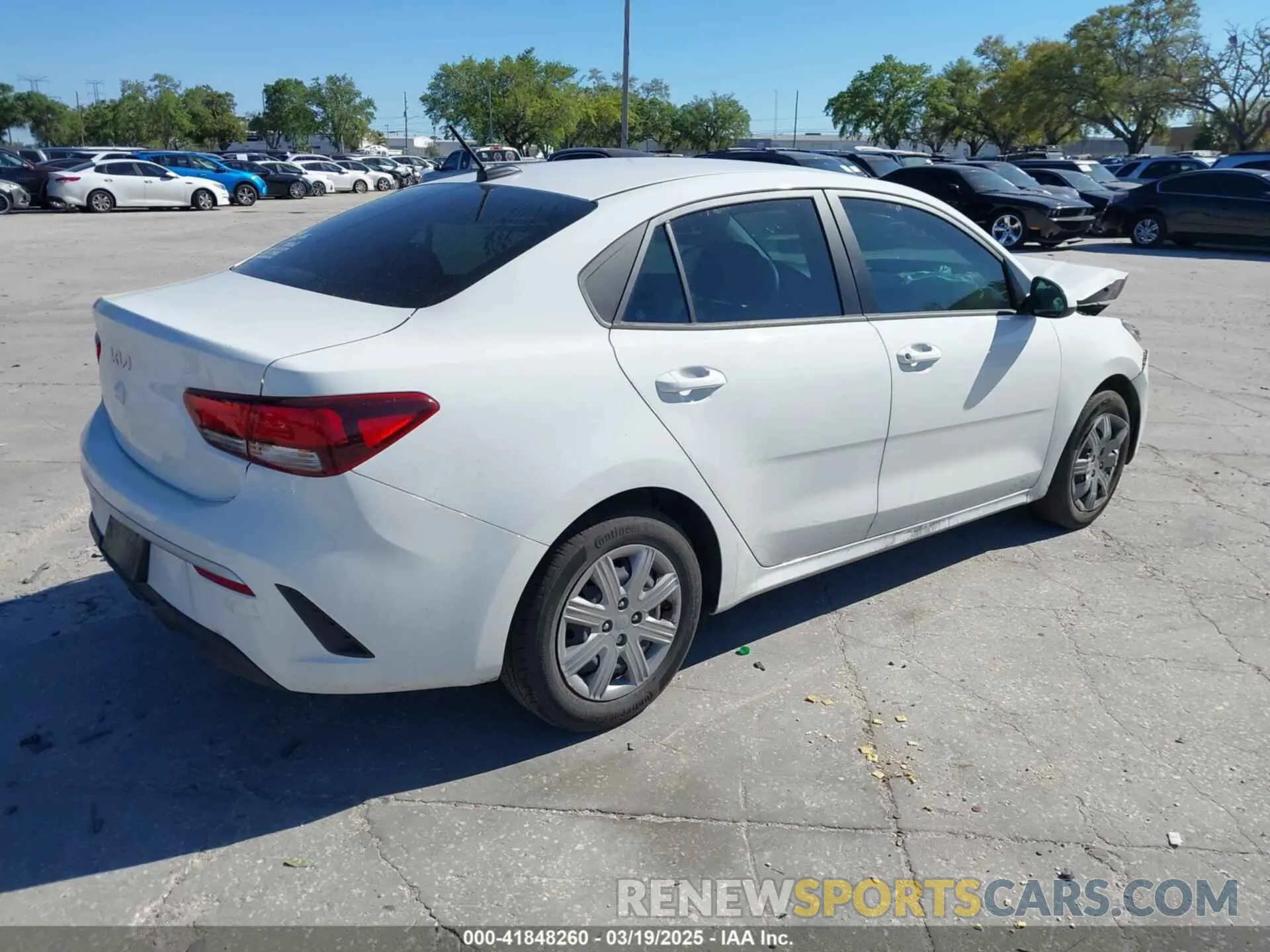 4 fotografías del automóvil dañado 3KPA24AD4PE616342 KIA RIO 2023