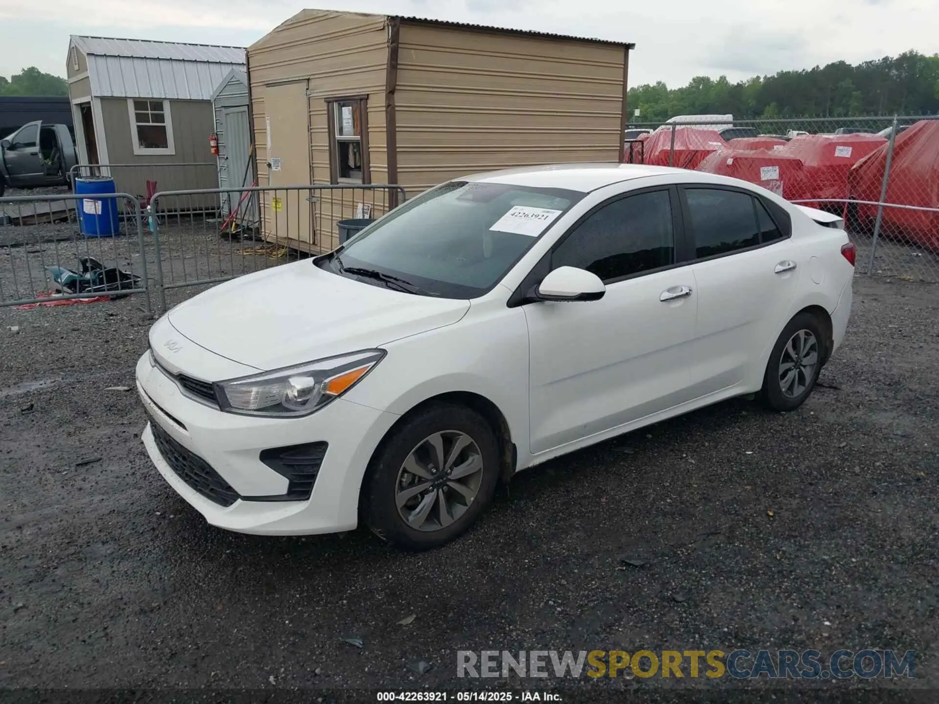 2 fotografías del automóvil dañado 3KPA24AD5PE520252 KIA RIO 2023