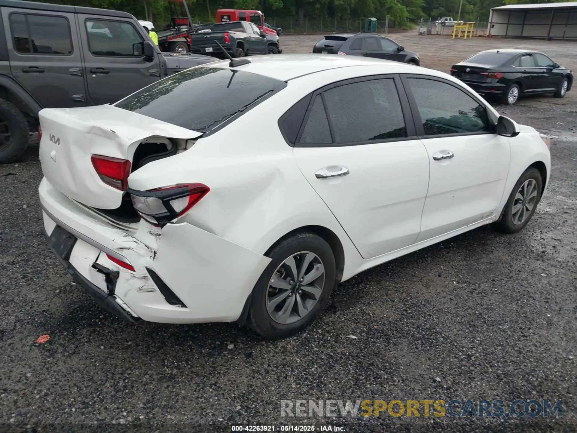 4 fotografías del automóvil dañado 3KPA24AD5PE520252 KIA RIO 2023