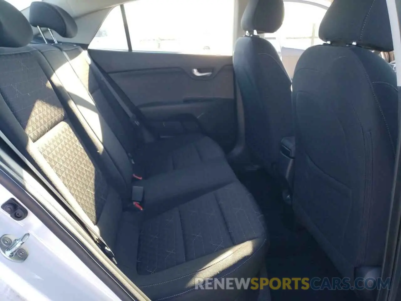 10 fotografías del automóvil dañado 3KPA24AD5PE533535 KIA RIO 2023