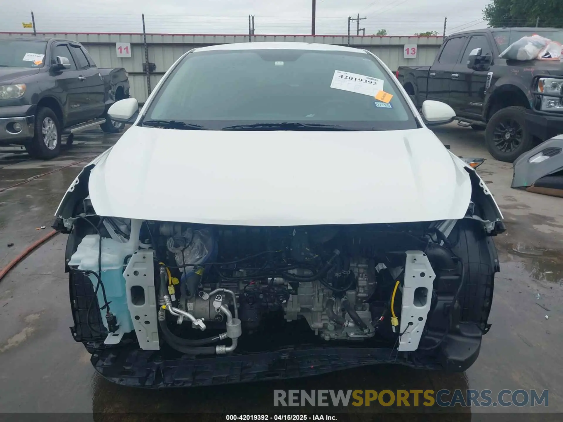 13 fotografías del automóvil dañado 3KPA24AD5PE588003 KIA RIO 2023