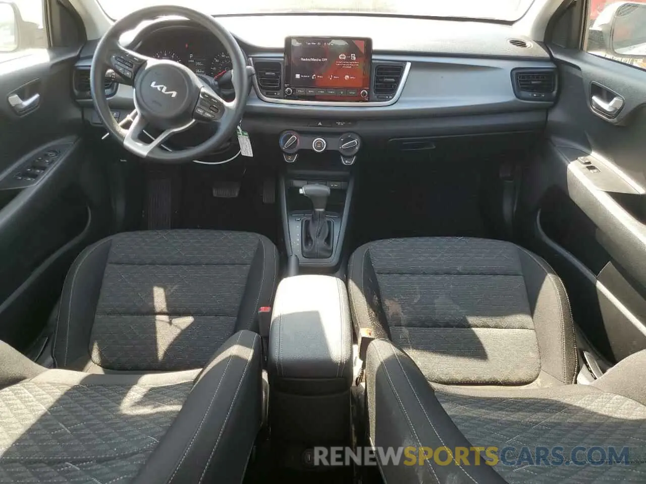 8 fotografías del automóvil dañado 3KPA24AD5PE626278 KIA RIO 2023