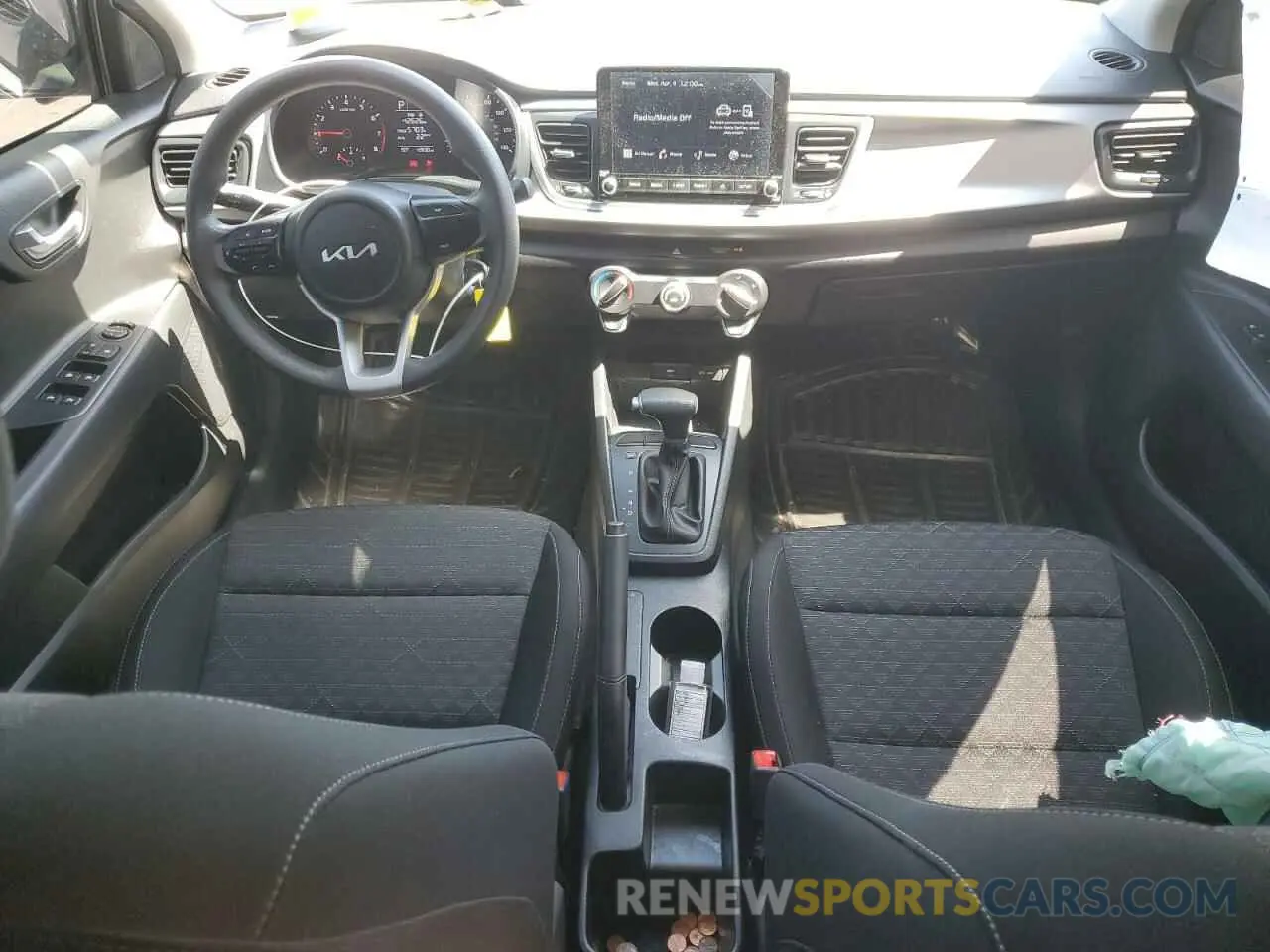 8 fotografías del automóvil dañado 3KPA24AD6PE565880 KIA RIO 2023