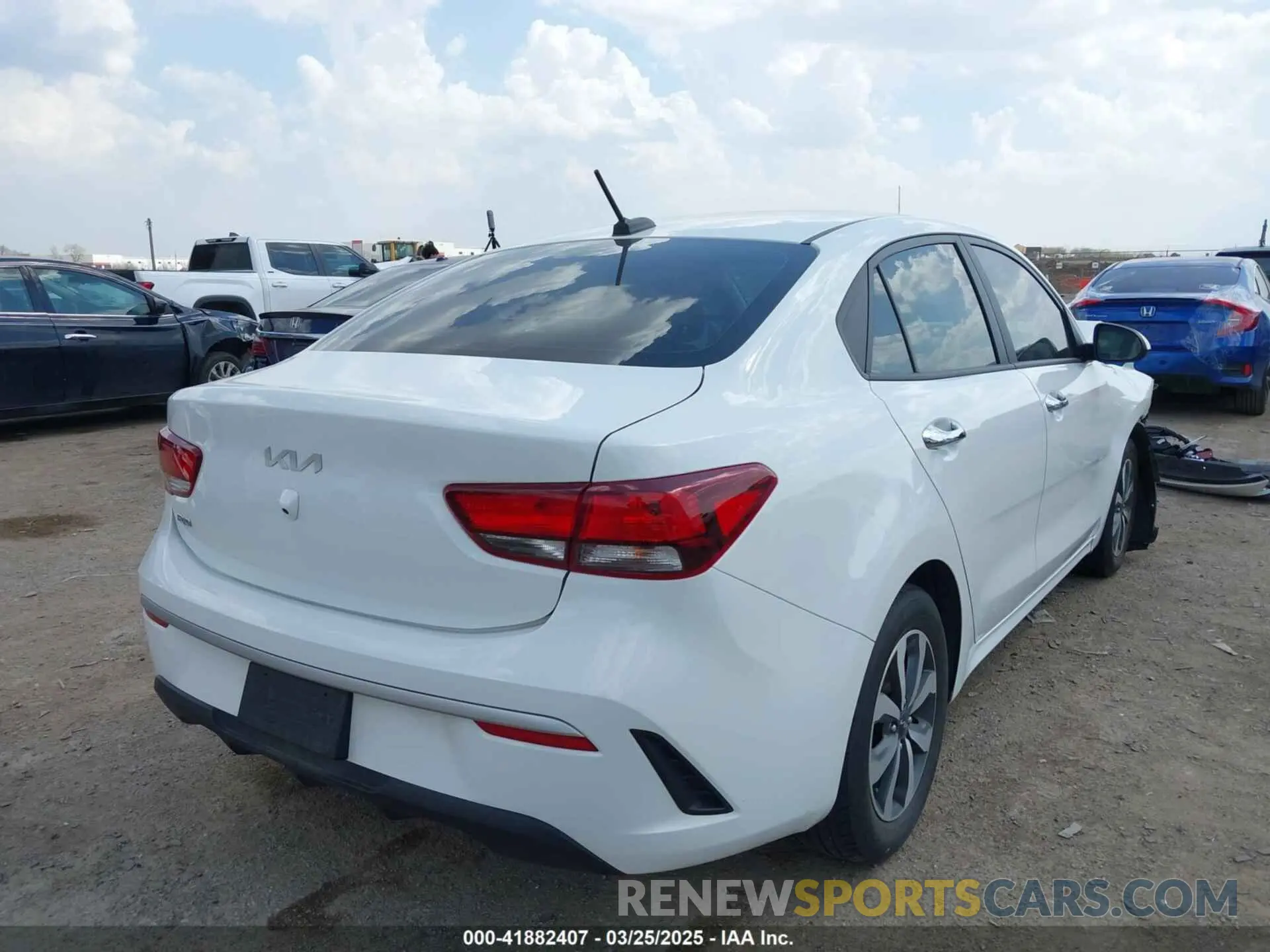 4 fotografías del automóvil dañado 3KPA24AD7PE550899 KIA RIO 2023