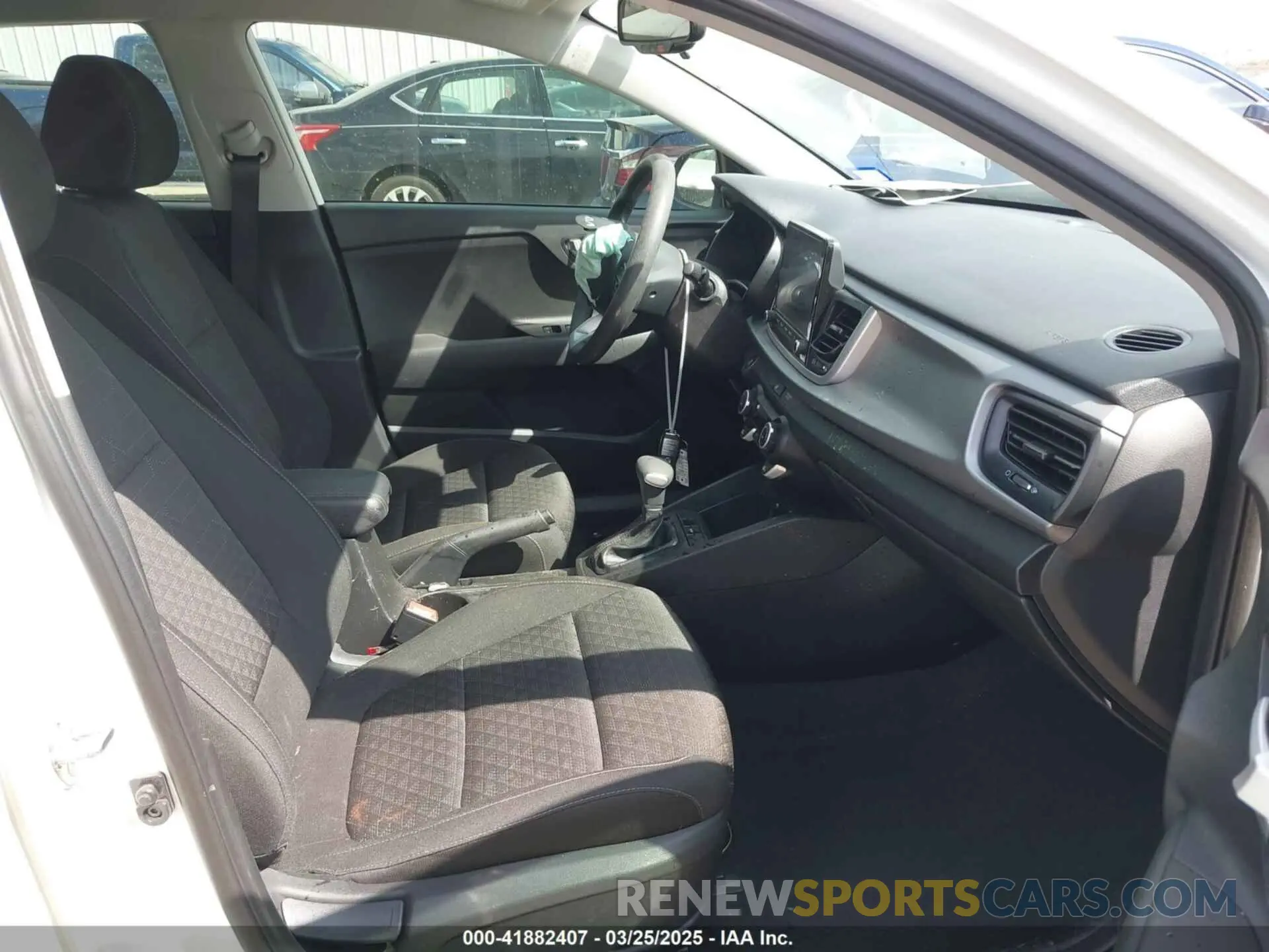 5 fotografías del automóvil dañado 3KPA24AD7PE550899 KIA RIO 2023