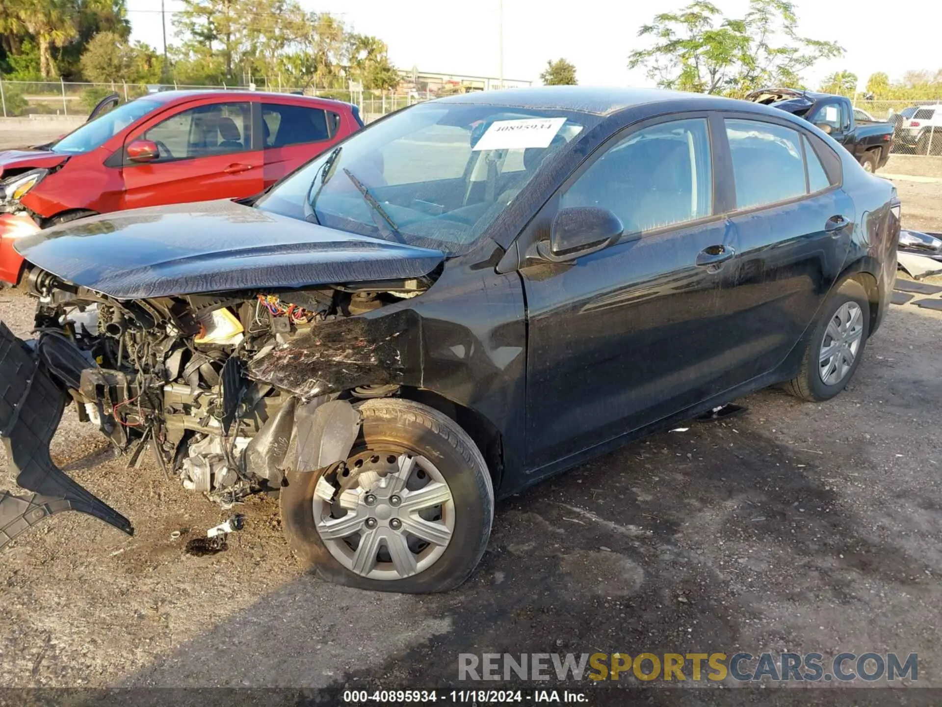 2 fotografías del automóvil dañado 3KPA24AD7PE597088 KIA RIO 2023