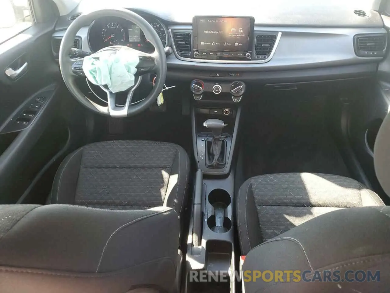 8 fotografías del automóvil dañado 3KPA24AD7PE629473 KIA RIO 2023