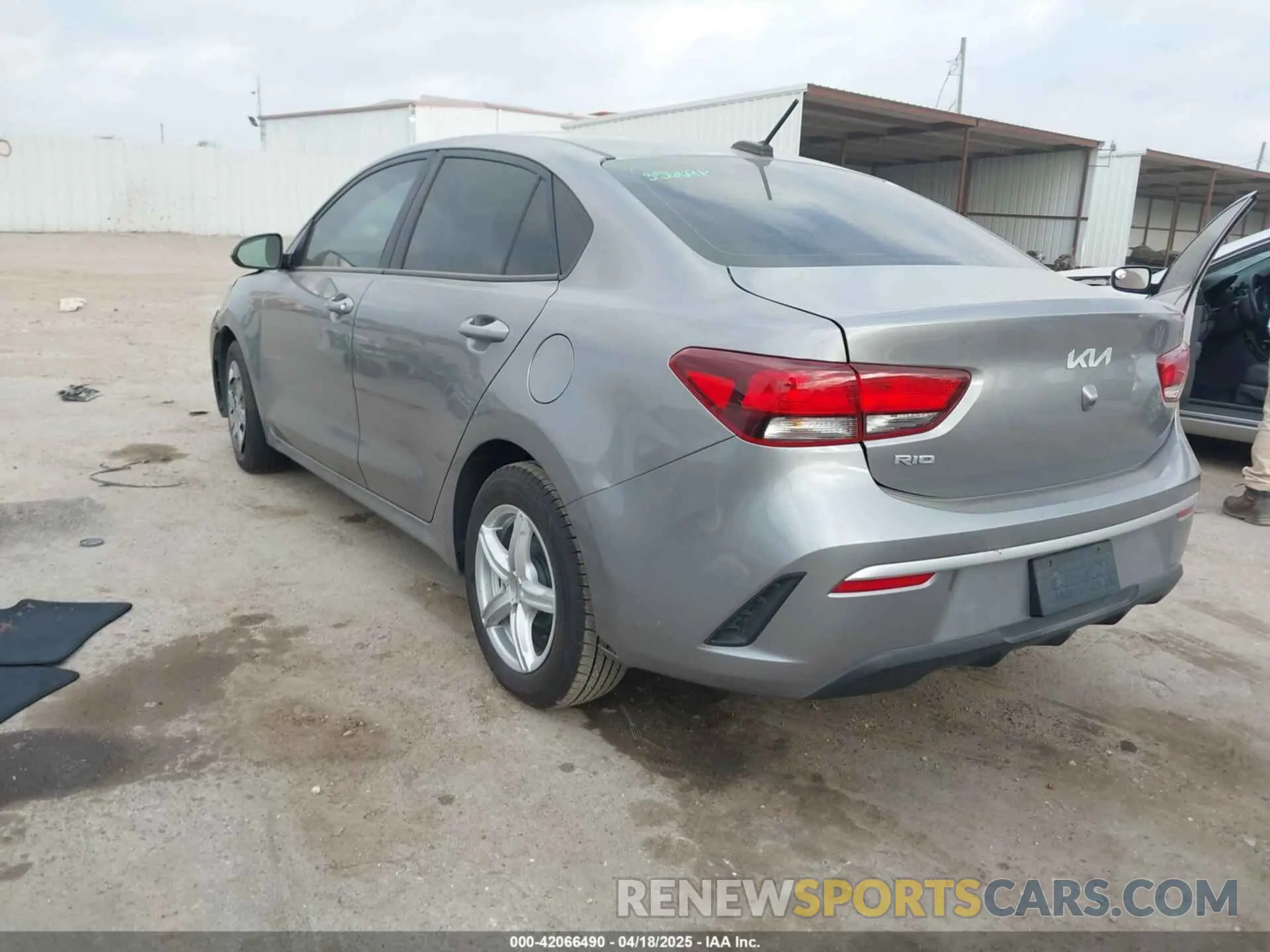 3 fotografías del automóvil dañado 3KPA24AD9PE525759 KIA RIO 2023