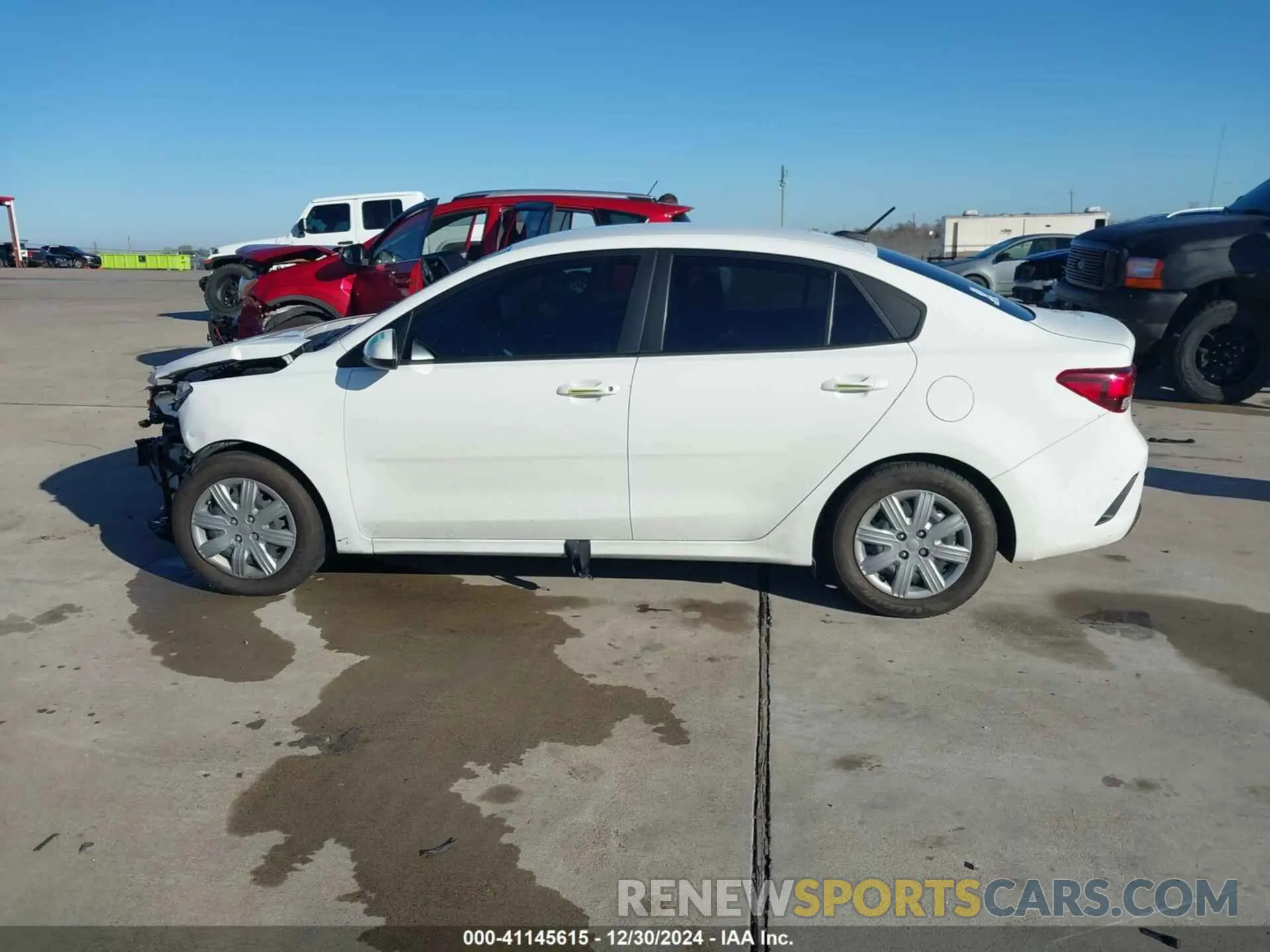 13 fotografías del automóvil dañado 3KPA24AD9PE567364 KIA RIO 2023